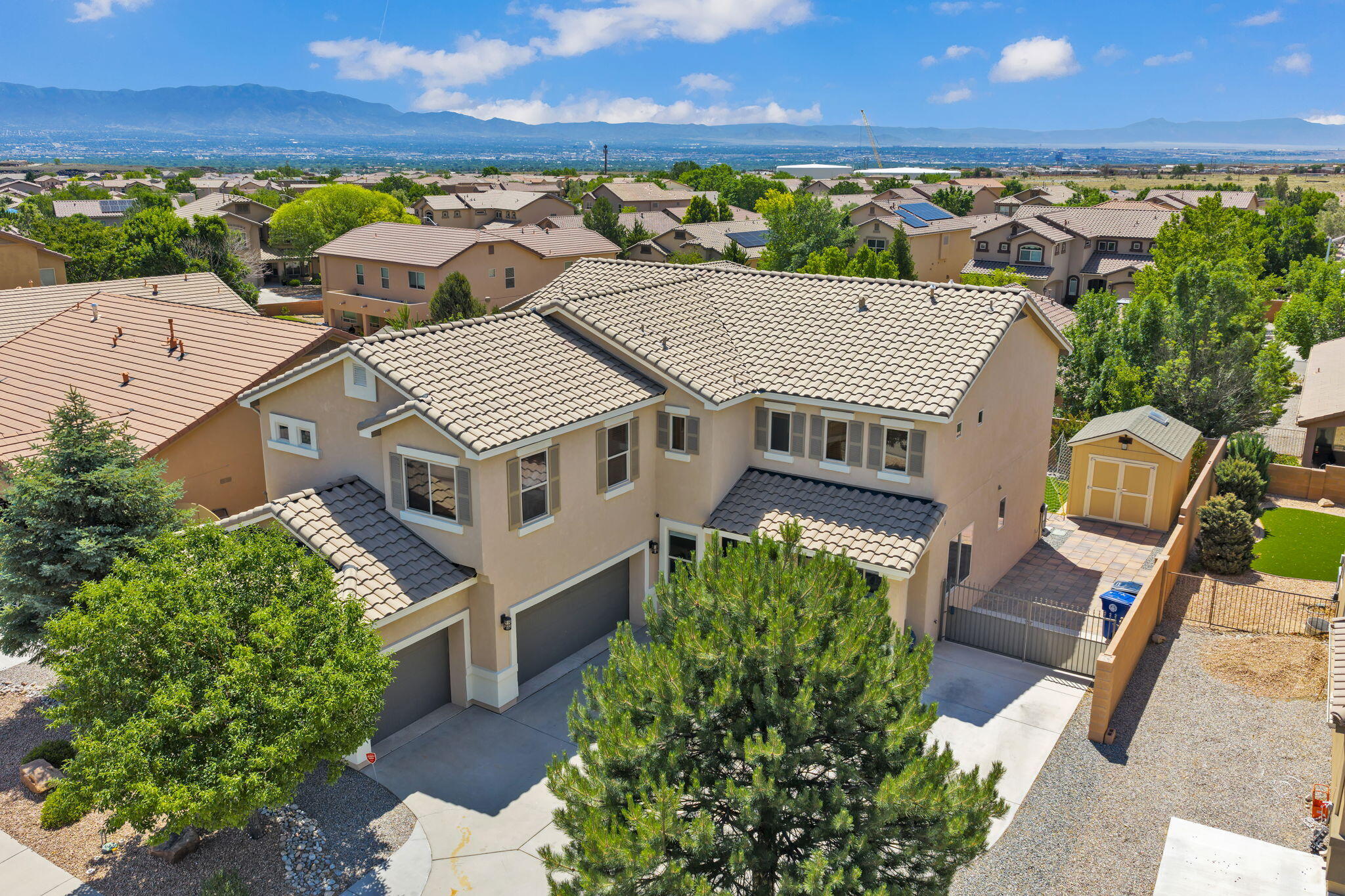 8612 SILK TASSEL Road NW