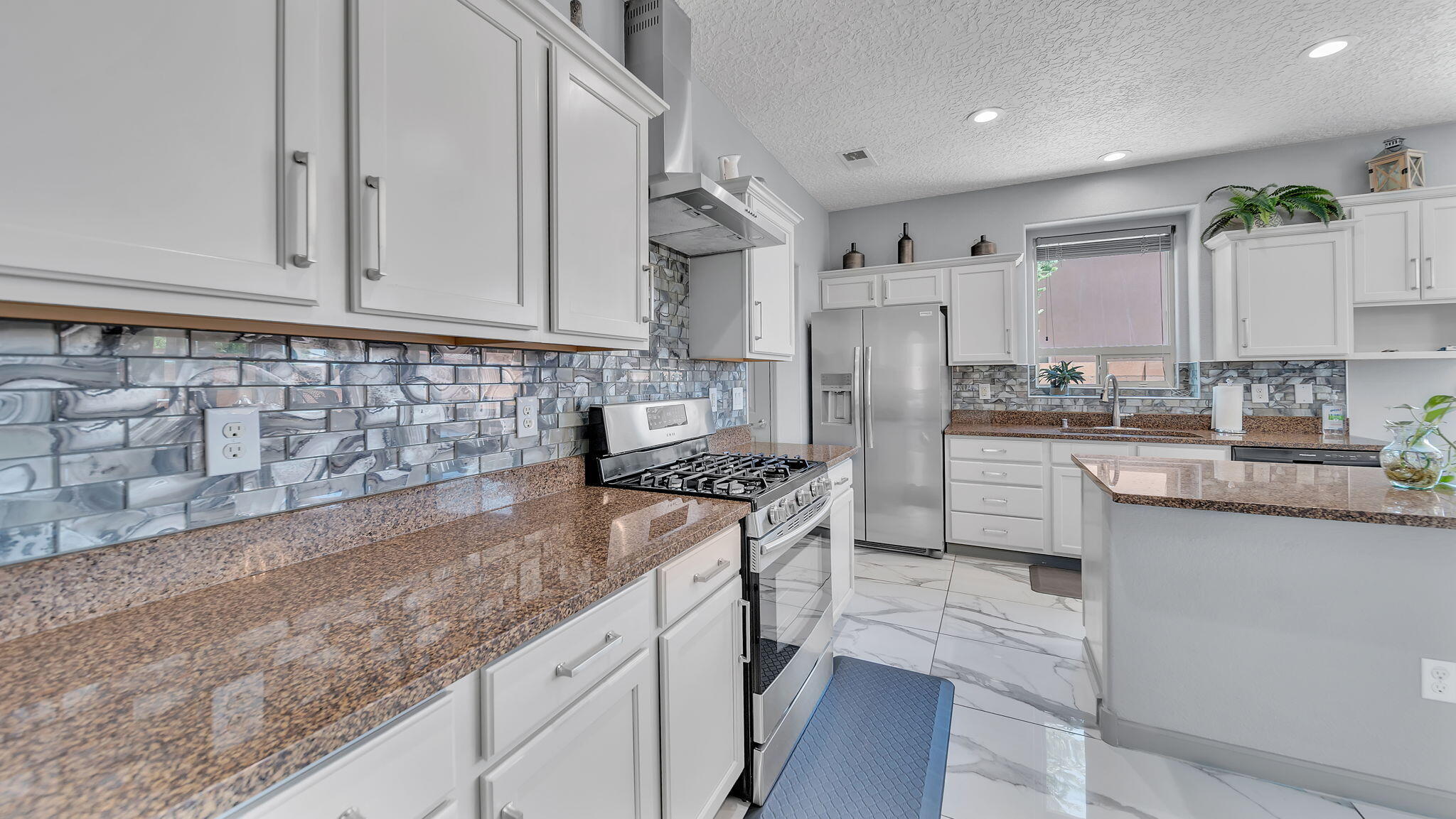 8612 SILK TASSEL Road NW