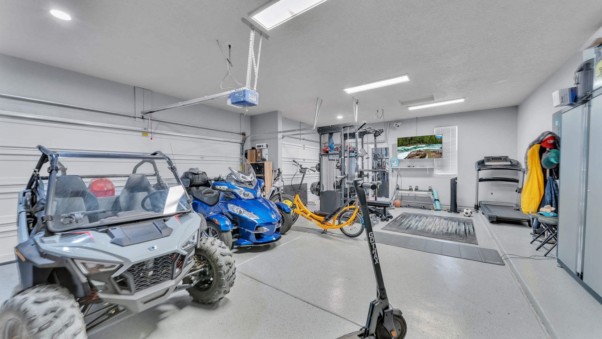 8612 SILK TASSEL Road NW