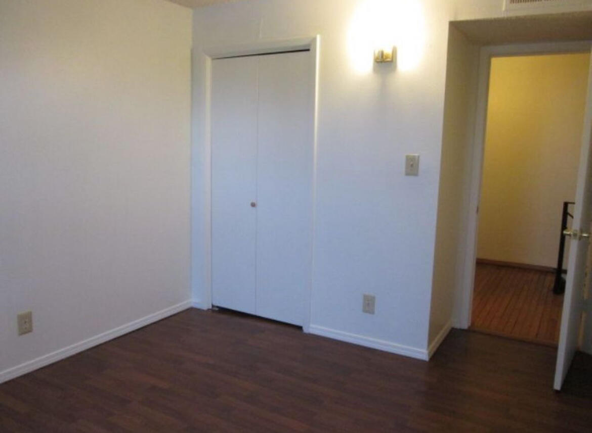 12000 STILWELL Place NE C