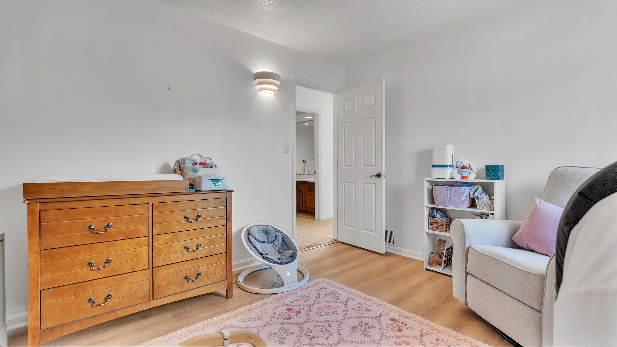 8720 MADRE Avenue NE