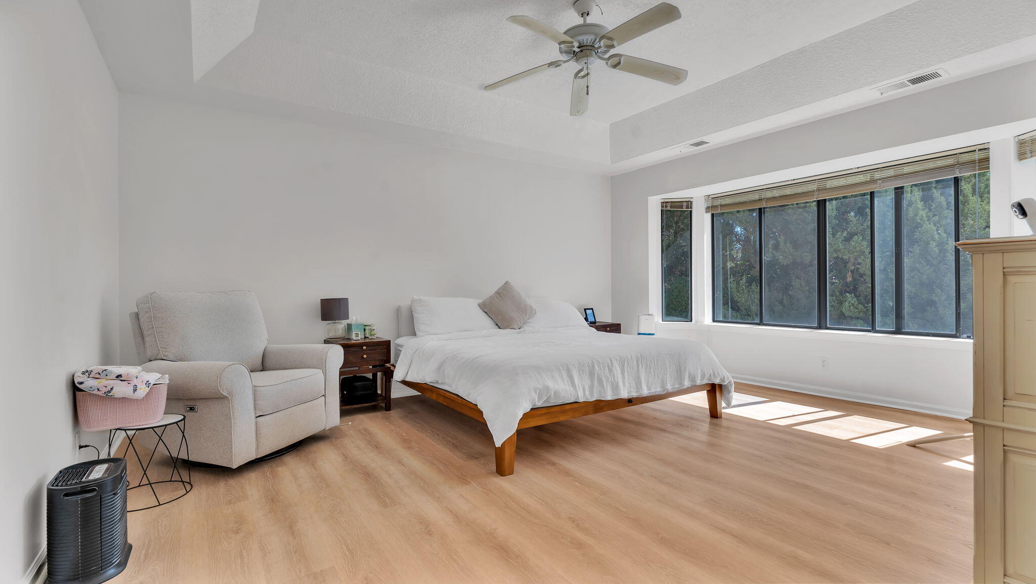 8720 MADRE Avenue NE