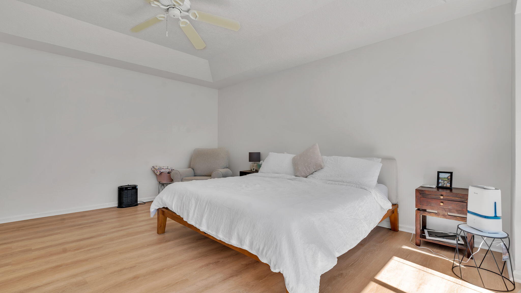 8720 MADRE Avenue NE