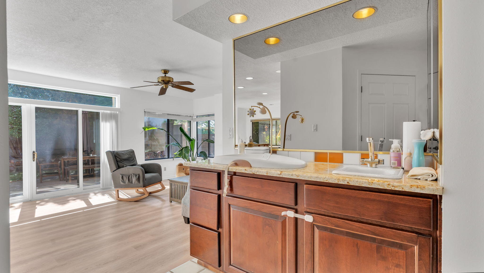 8720 MADRE Avenue NE