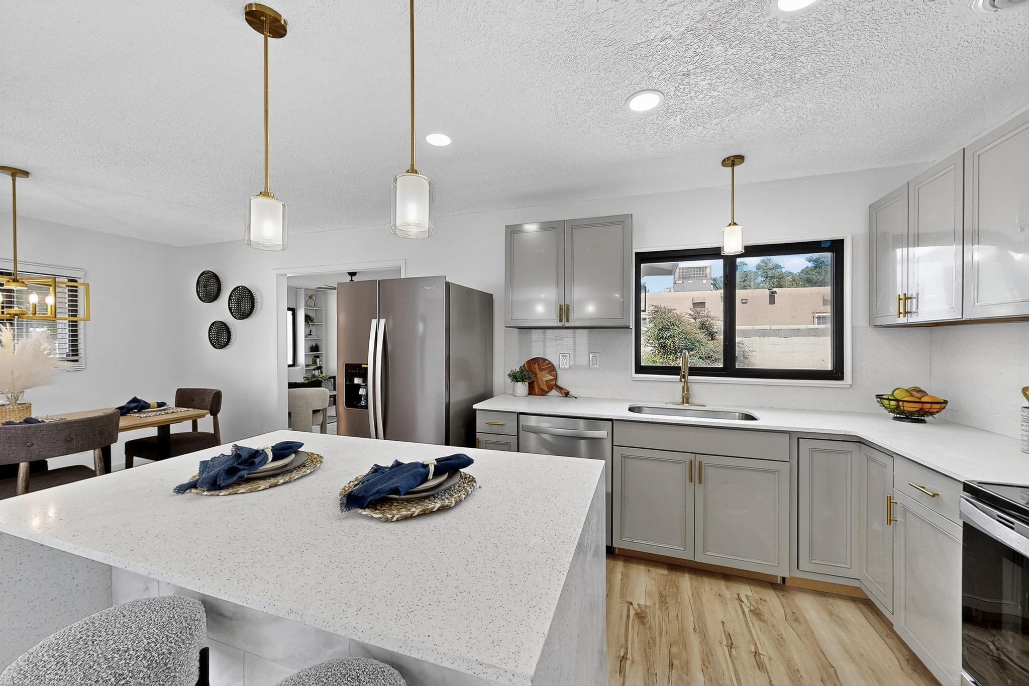 1820 Lester Drive NE Drive NE