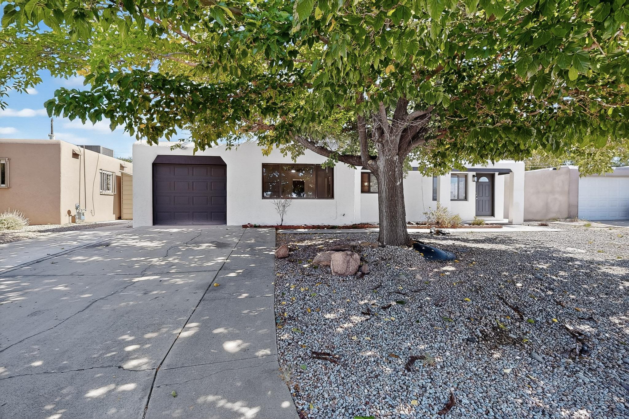 1820 Lester Drive NE Drive NE