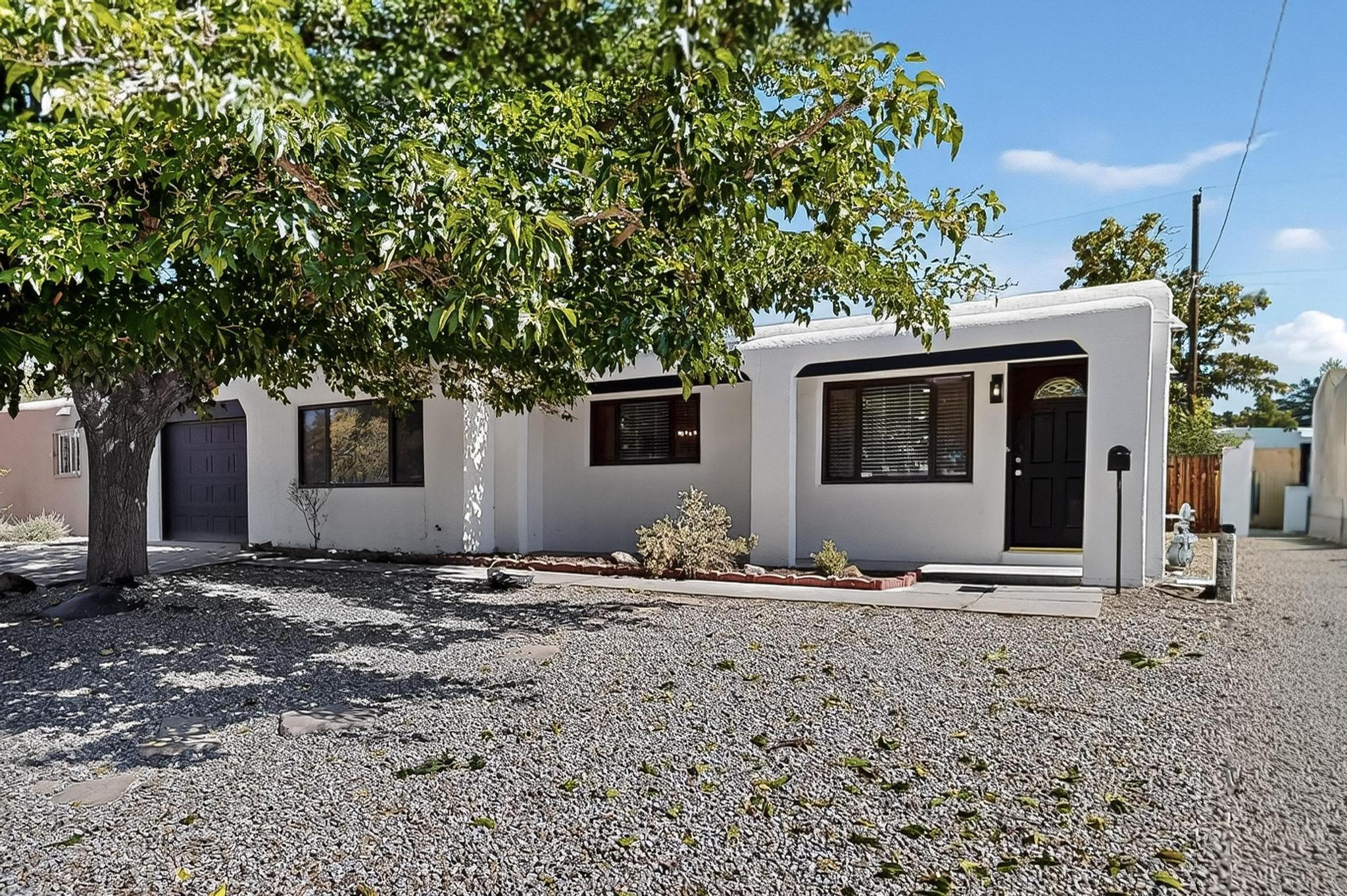 1820 Lester Drive NE Drive NE