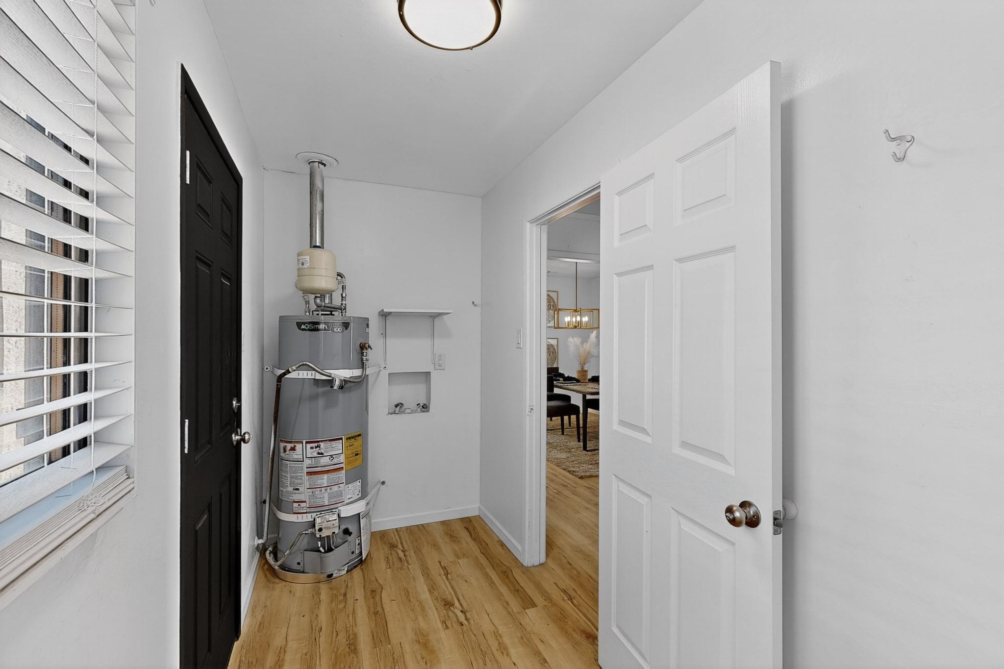 1820 Lester Drive NE Drive NE