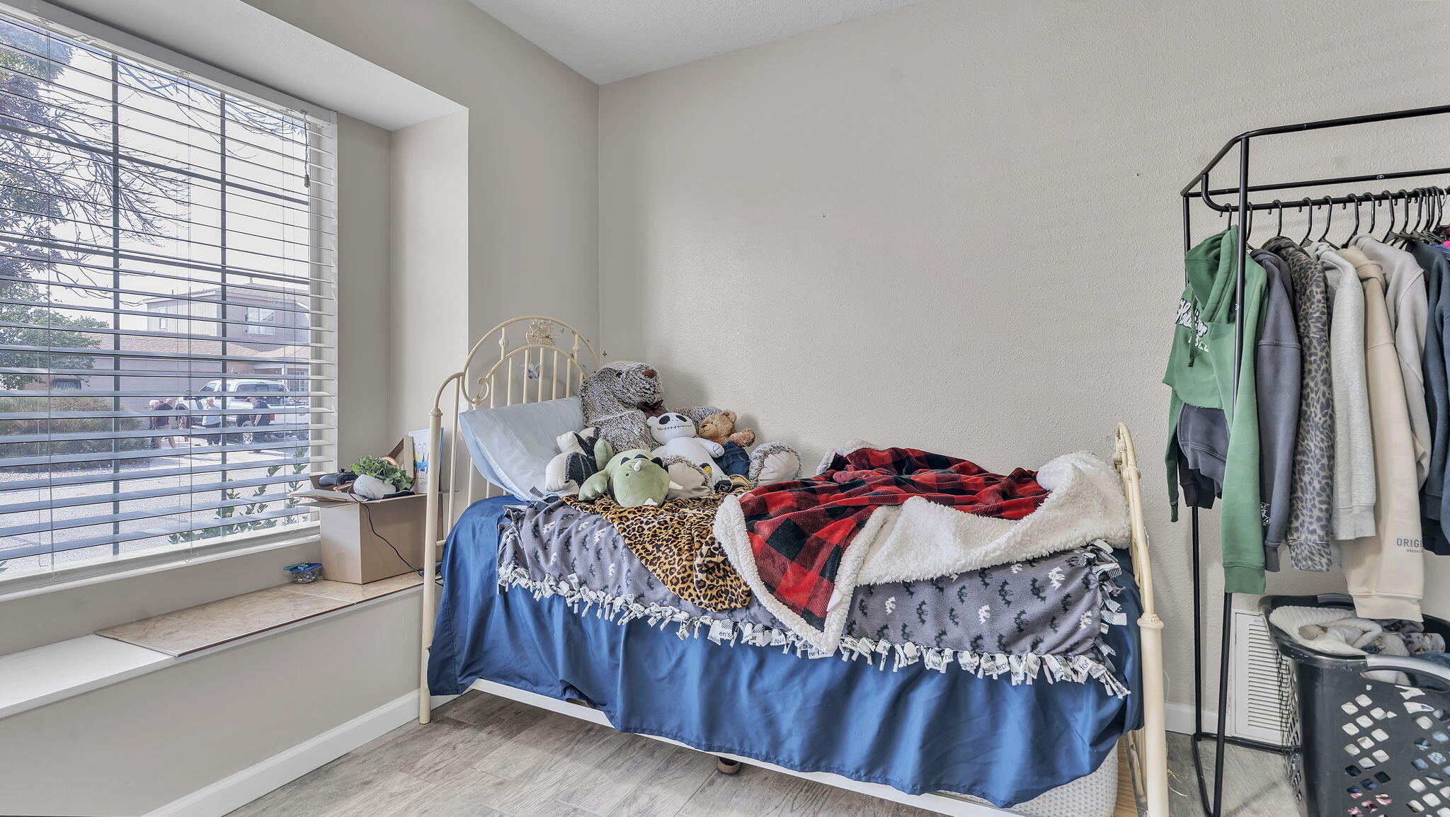 1800 Blueberry Drive NE