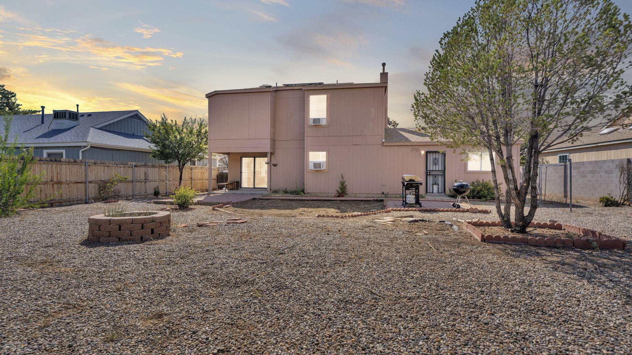 1800 Blueberry Drive NE