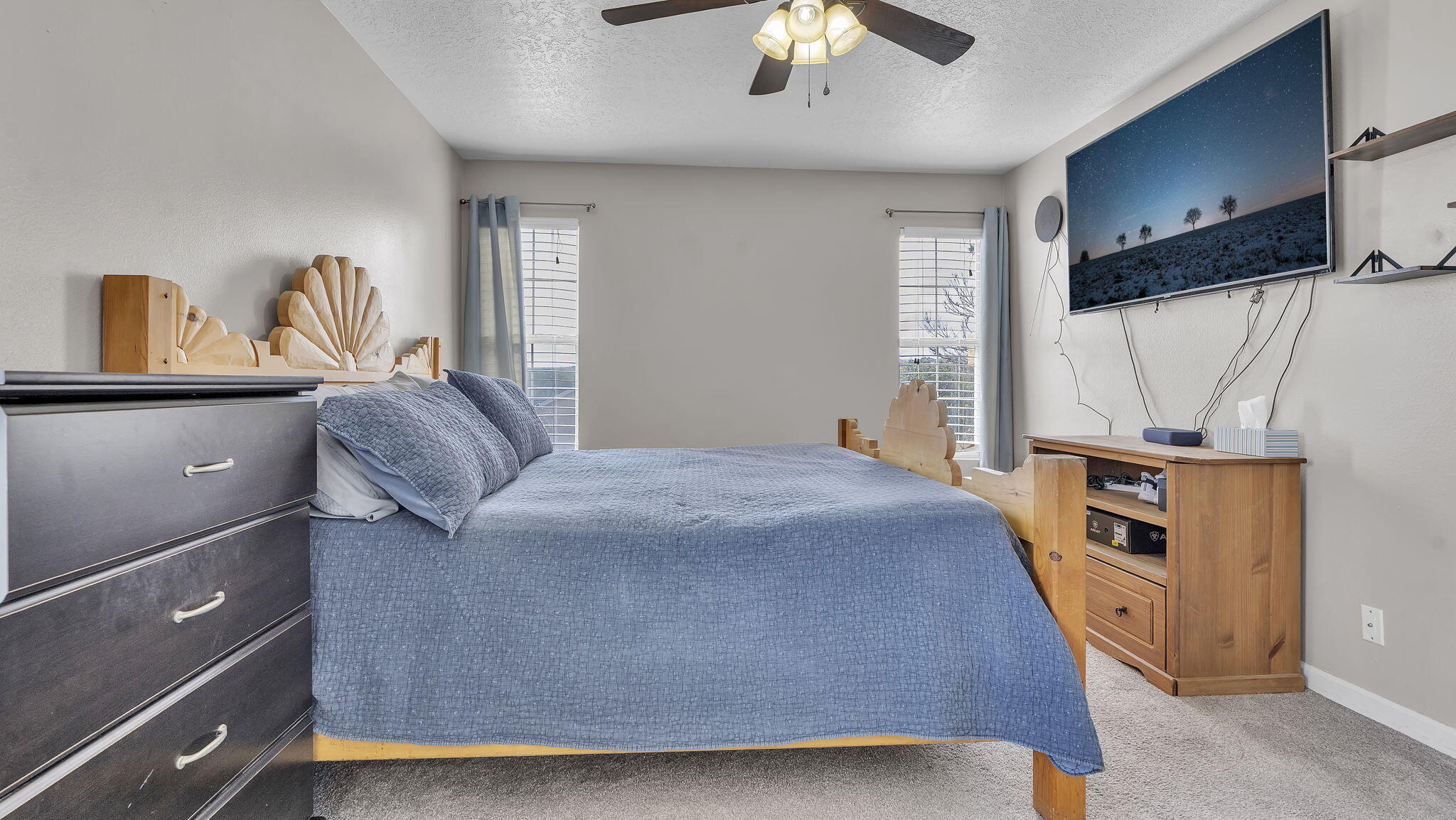 1800 Blueberry Drive NE