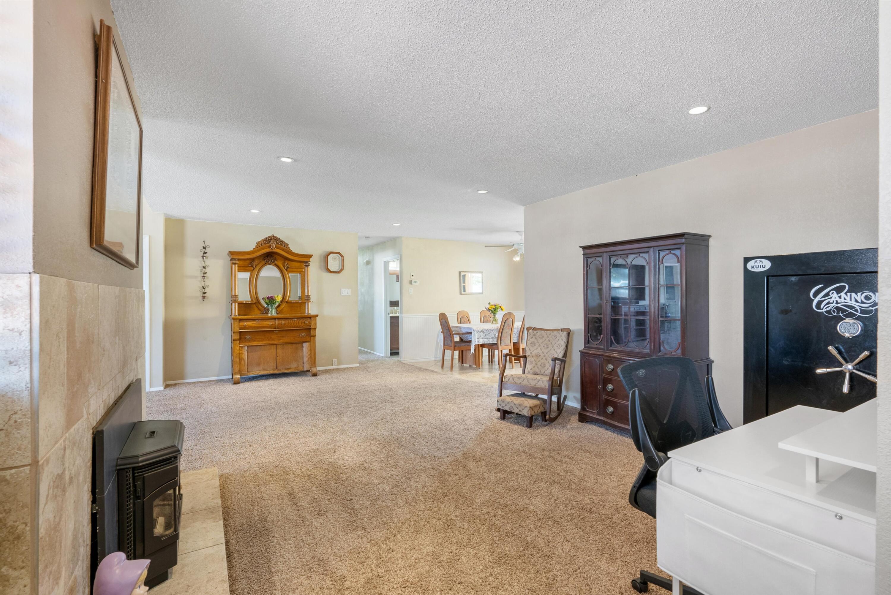 97 Carlsbad Avenue Avenue