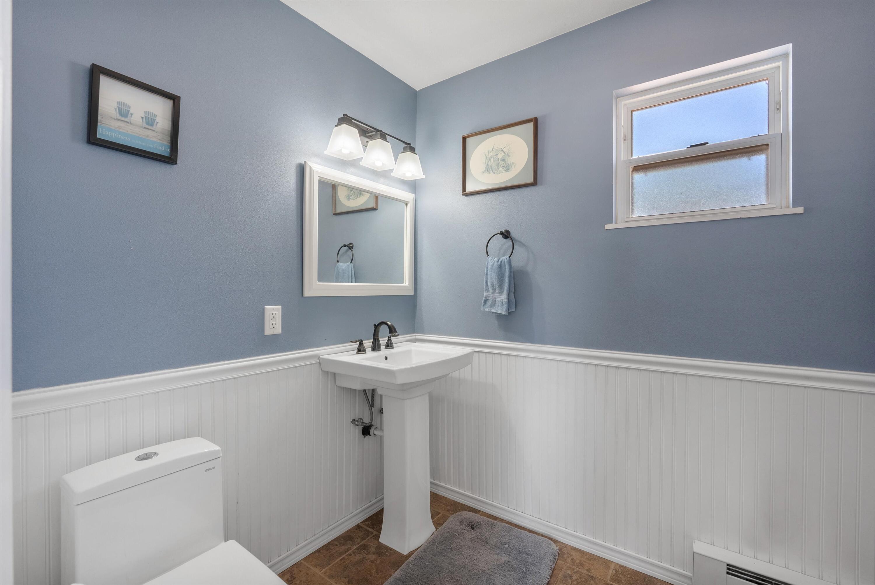 97 Carlsbad Avenue Avenue