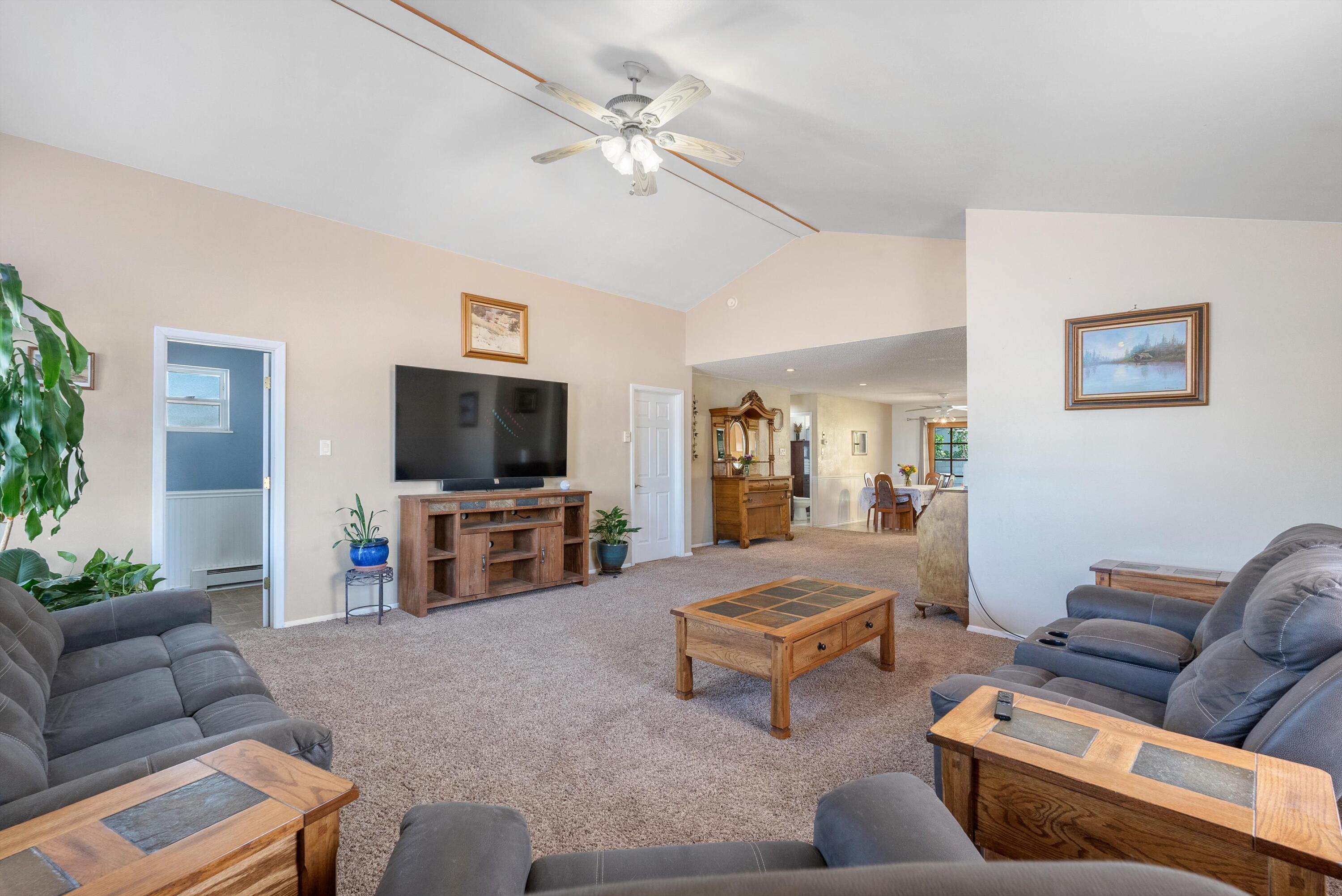 97 Carlsbad Avenue Avenue