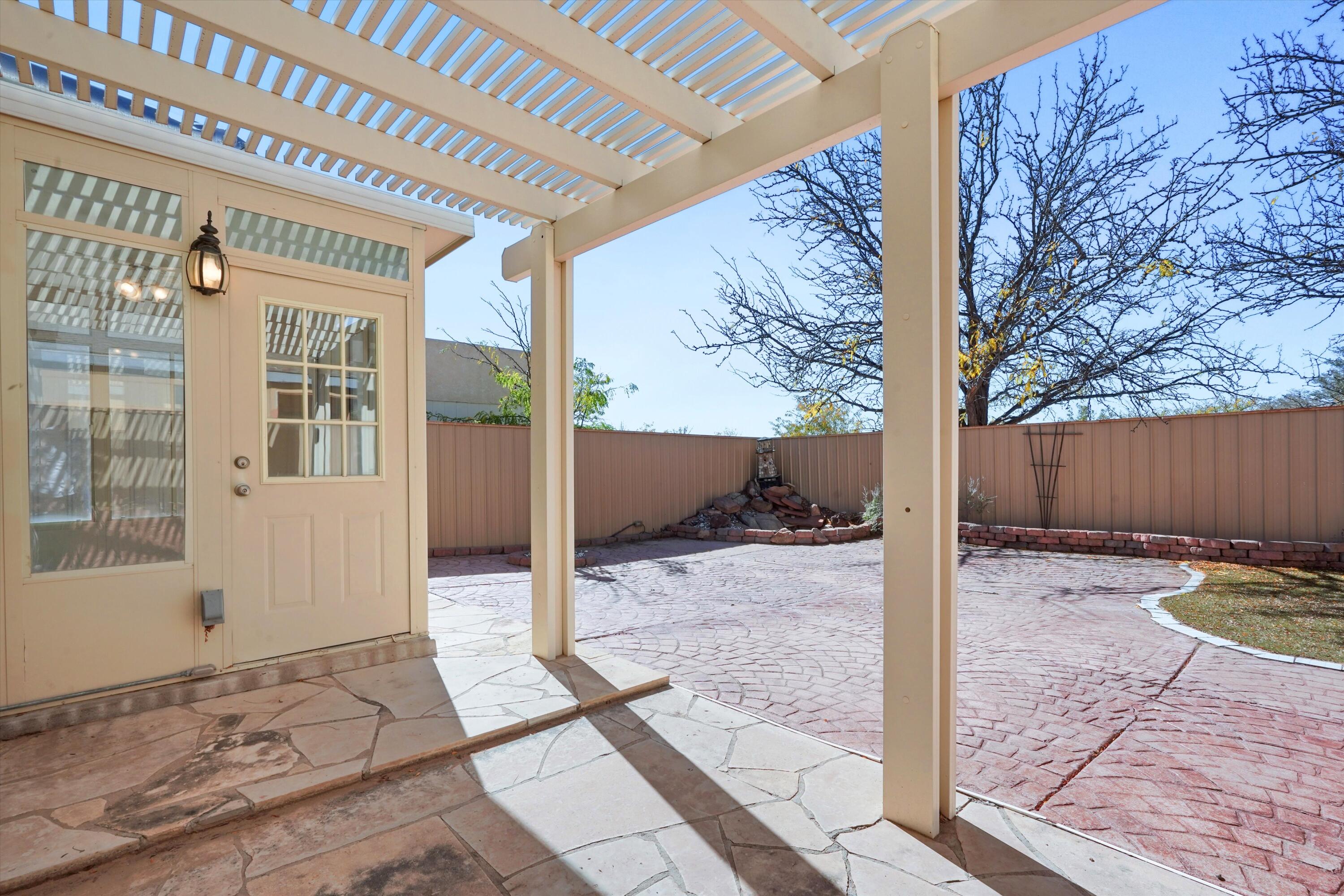 1645 Hollyberry Drive NE