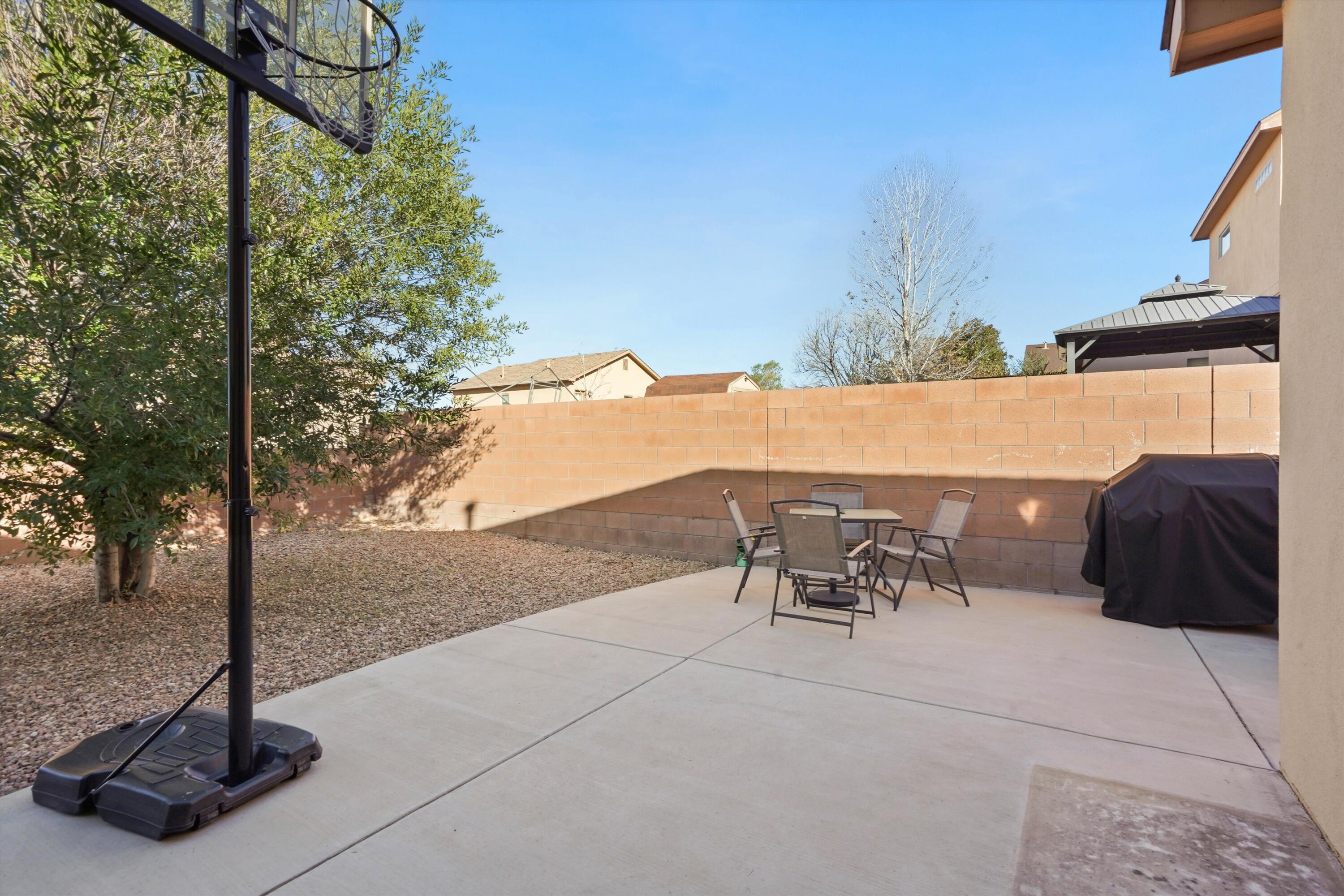 11015 Segunda Street NW