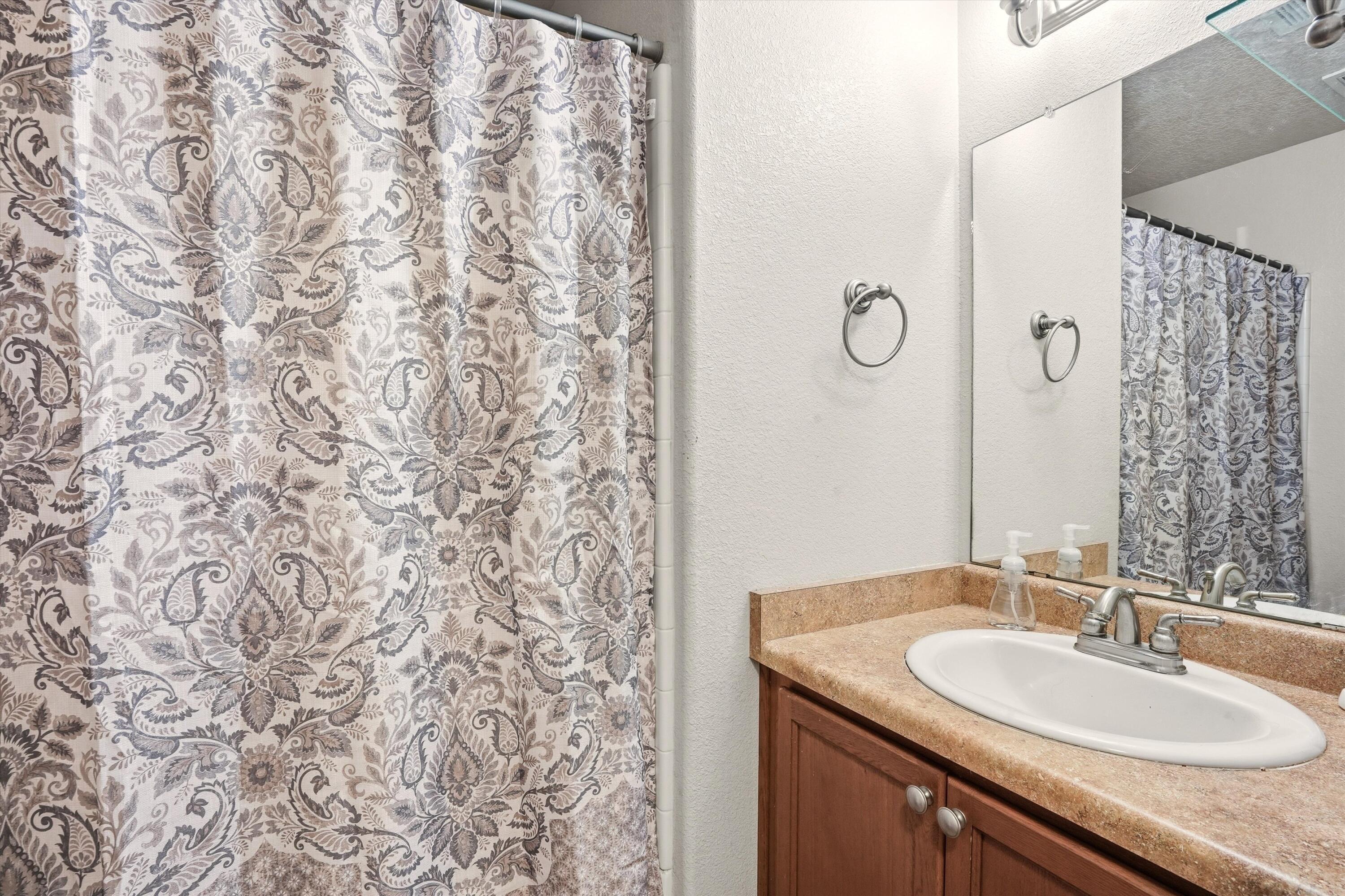 11015 Segunda Street NW