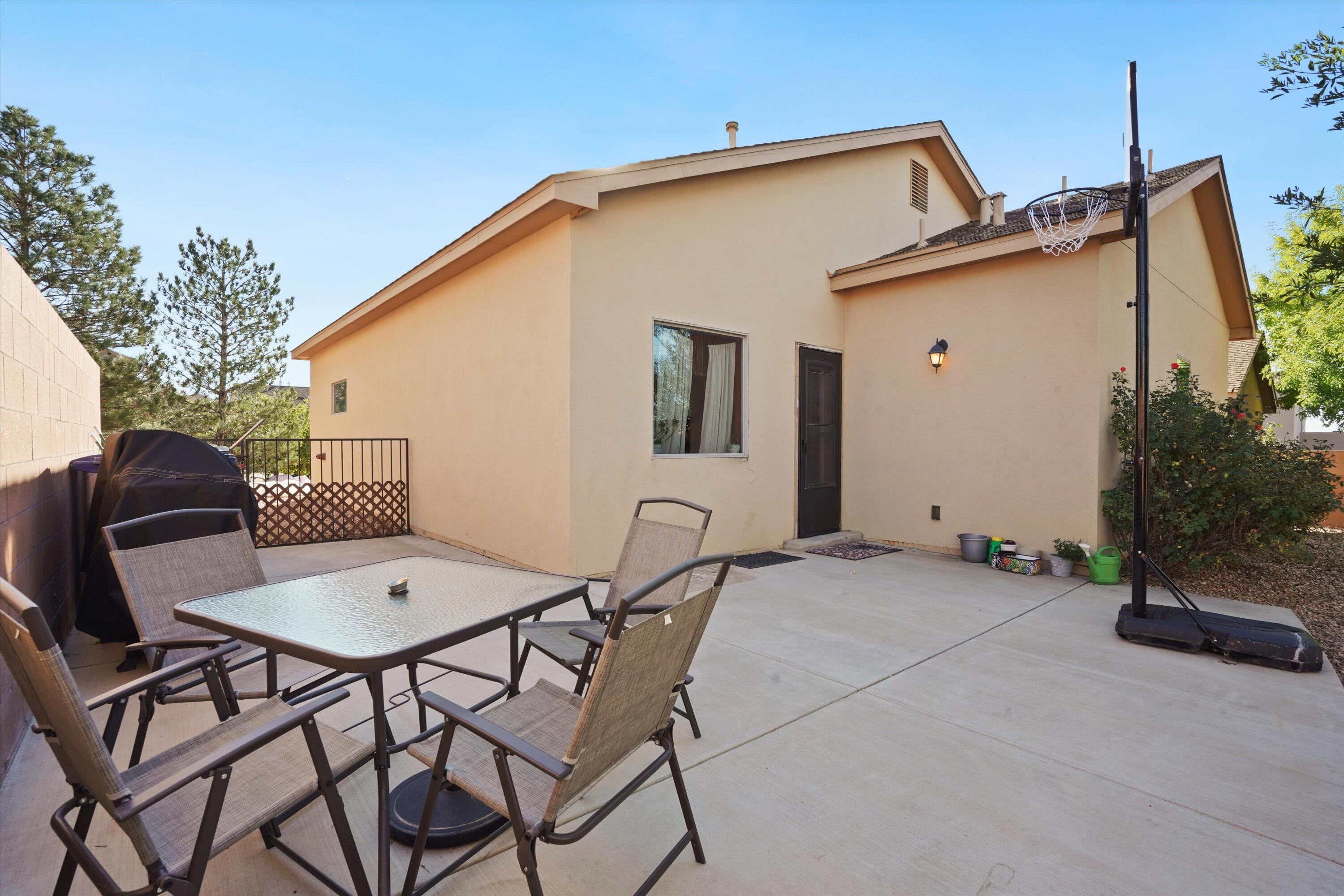 11015 Segunda Street NW