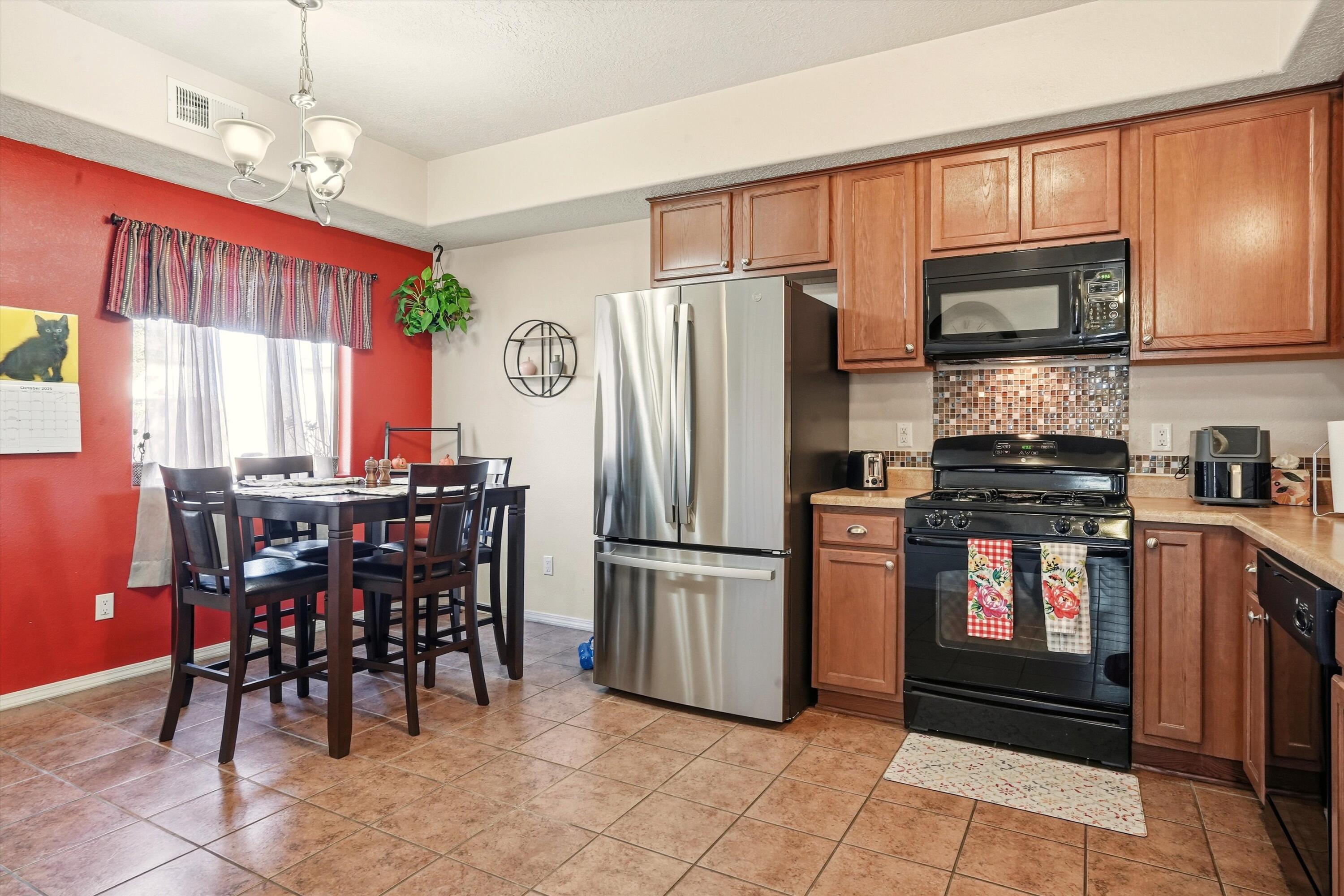 11015 Segunda Street NW