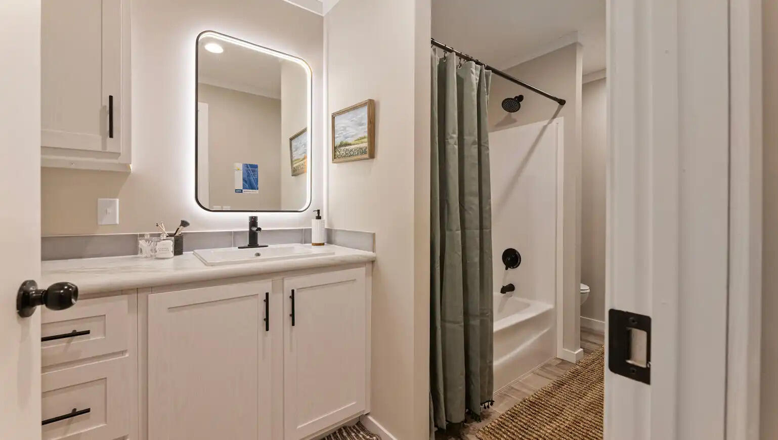 6632 San Luis Obispo Avenue NE