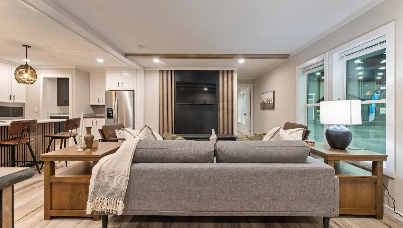 6632 San Luis Obispo Avenue NE