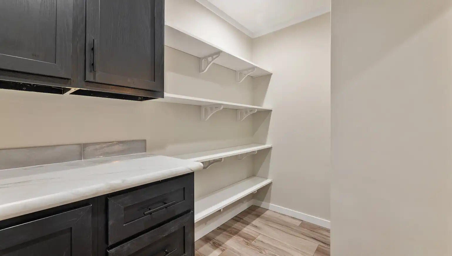 6632 San Luis Obispo Avenue NE