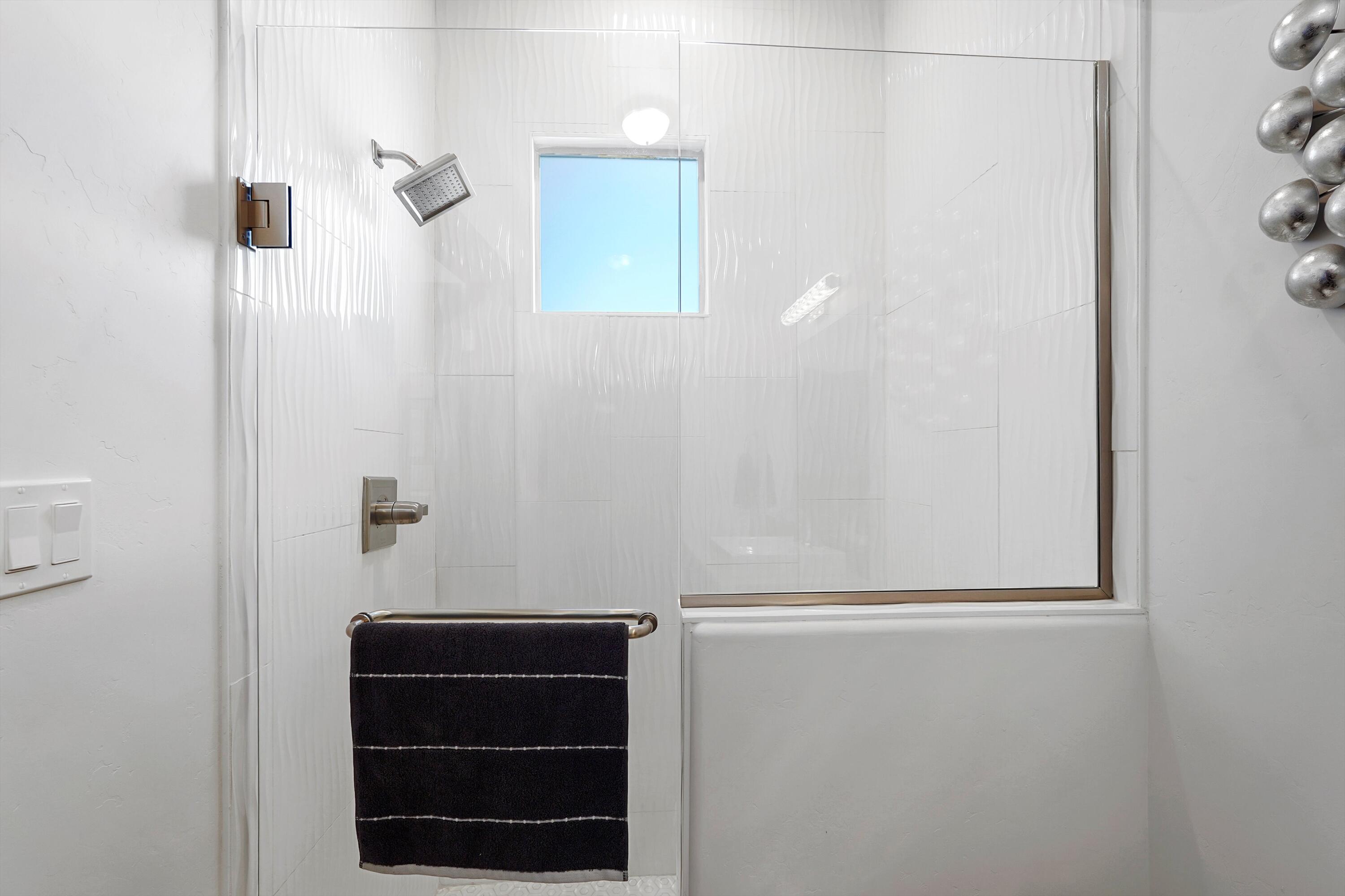 6608 Cuervo Place NW