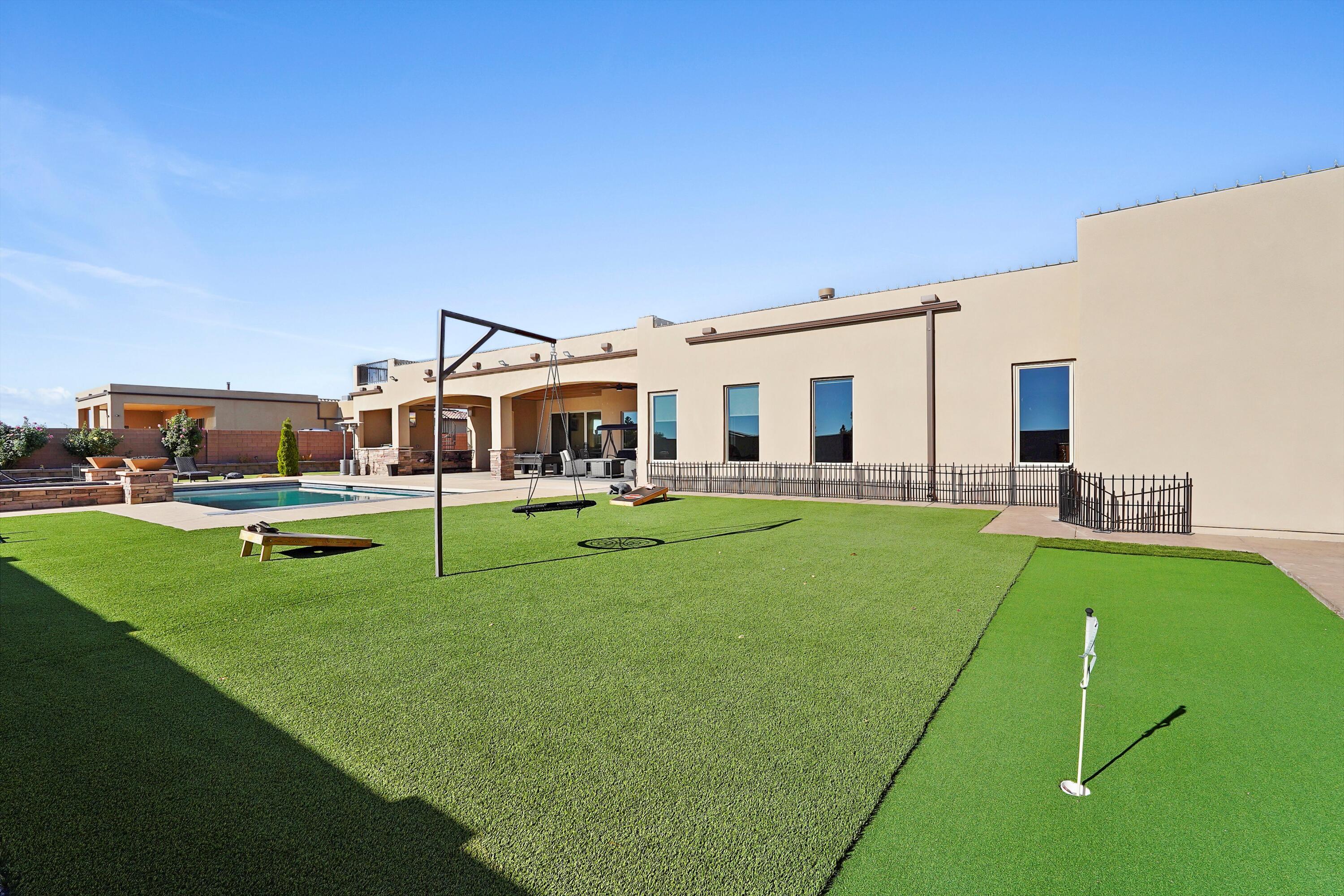 6608 Cuervo Place NW