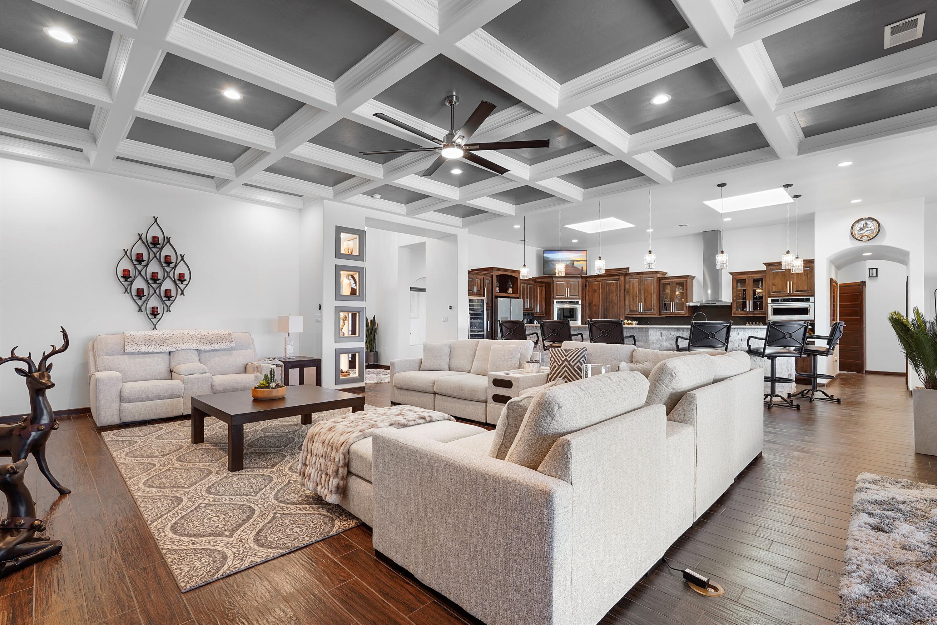 6608 Cuervo Place NW