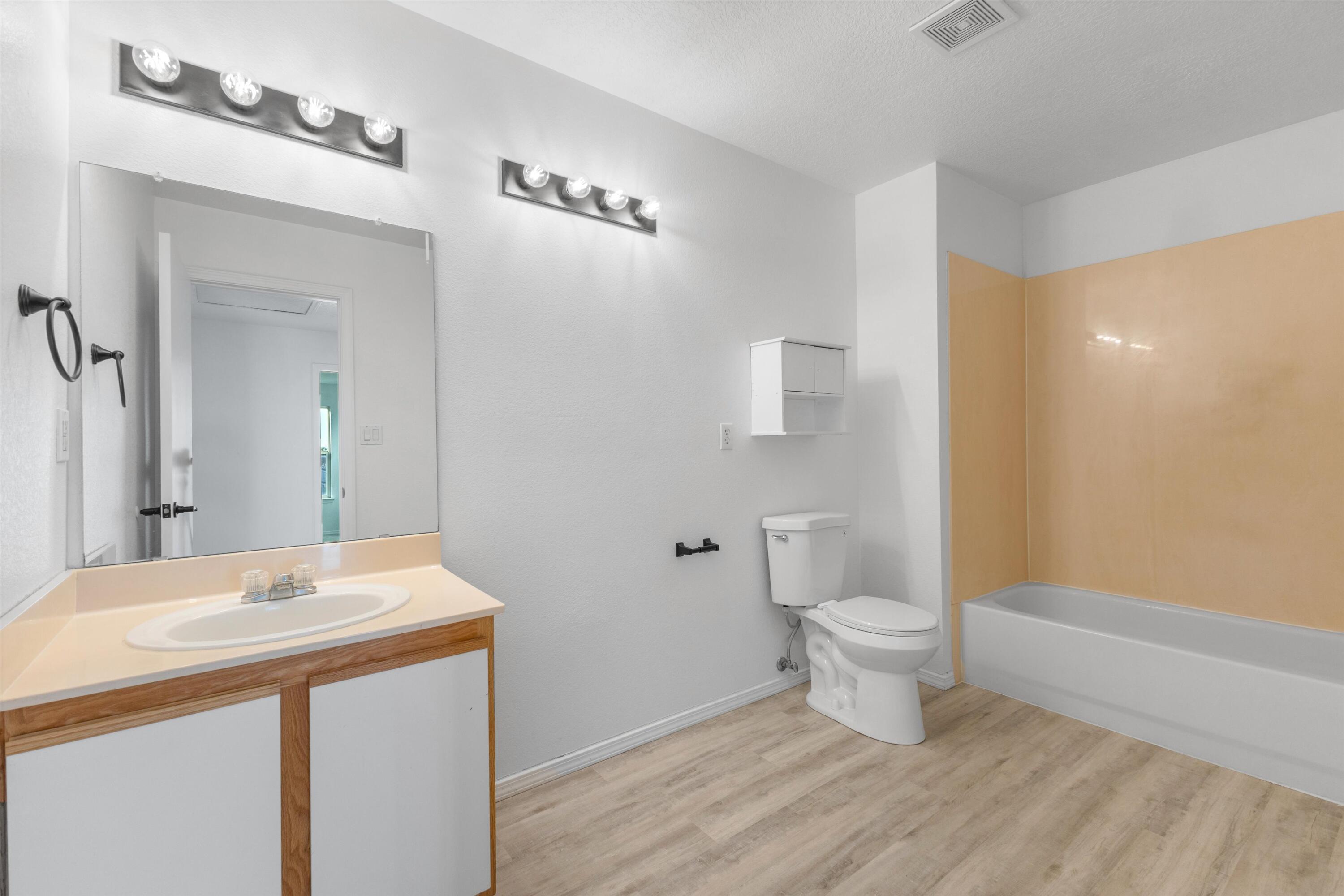 7701 La Brea Street NE