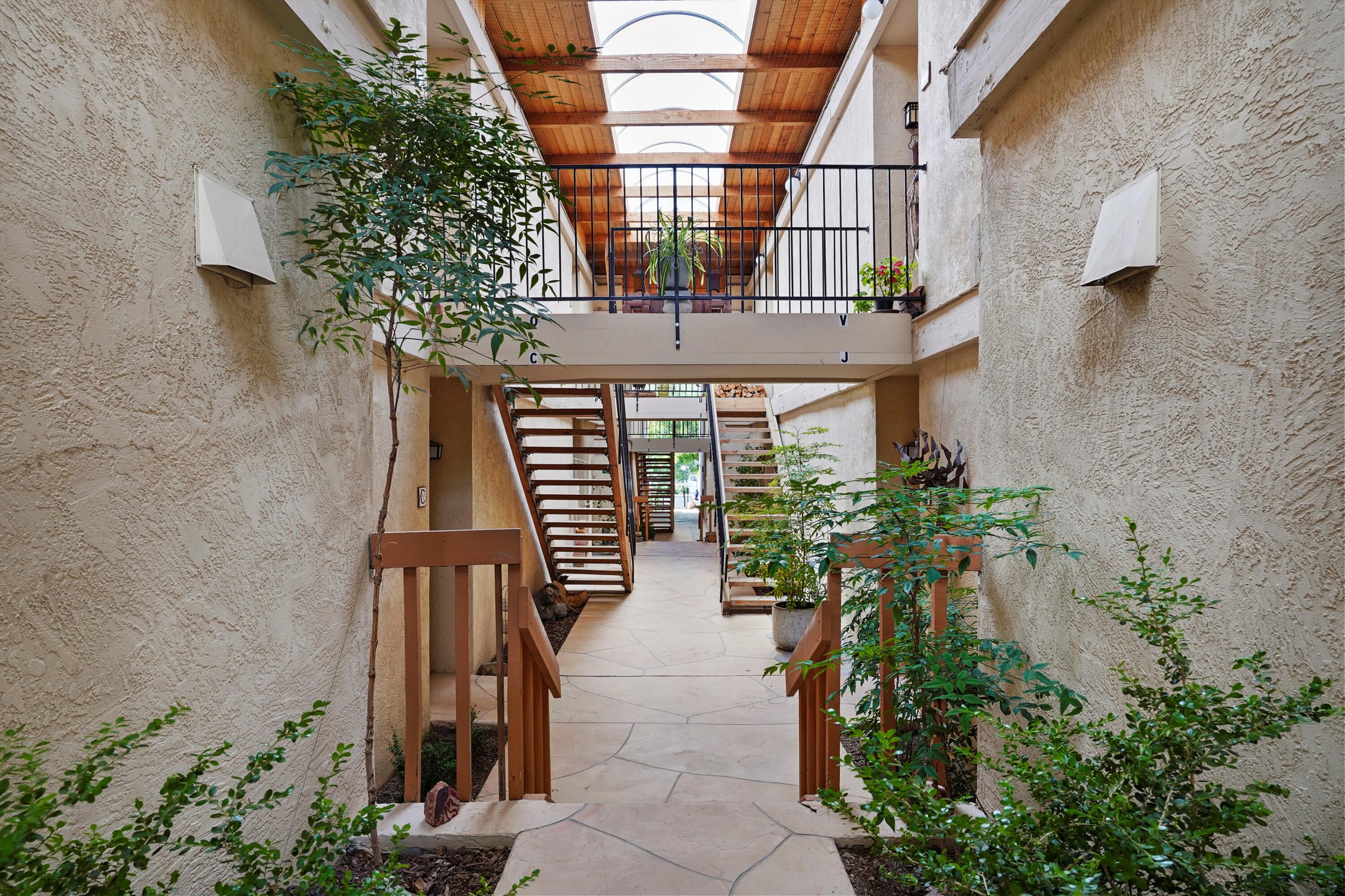 149 N Calle Ojo Feliz UNIT B