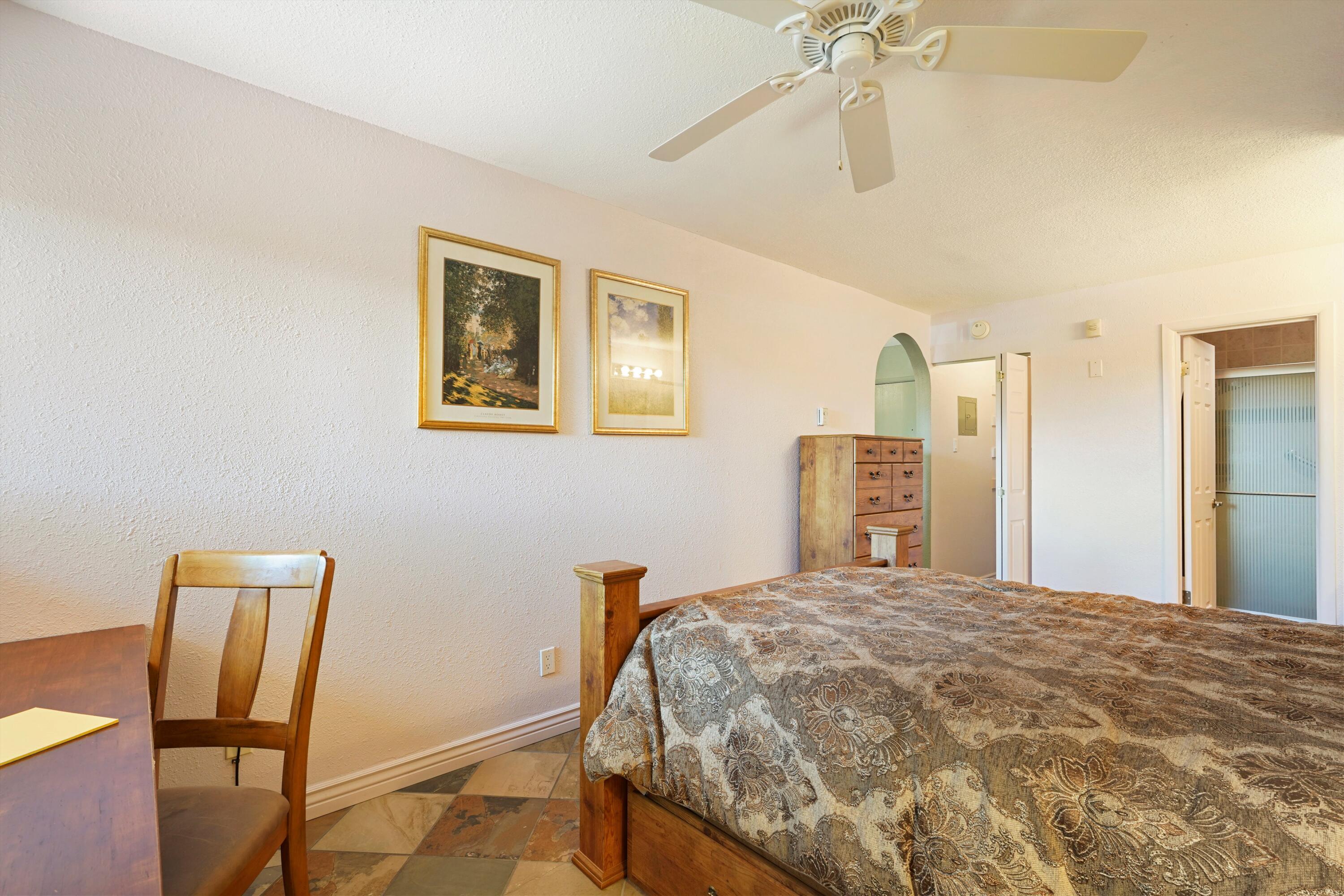 149 N Calle Ojo Feliz UNIT B