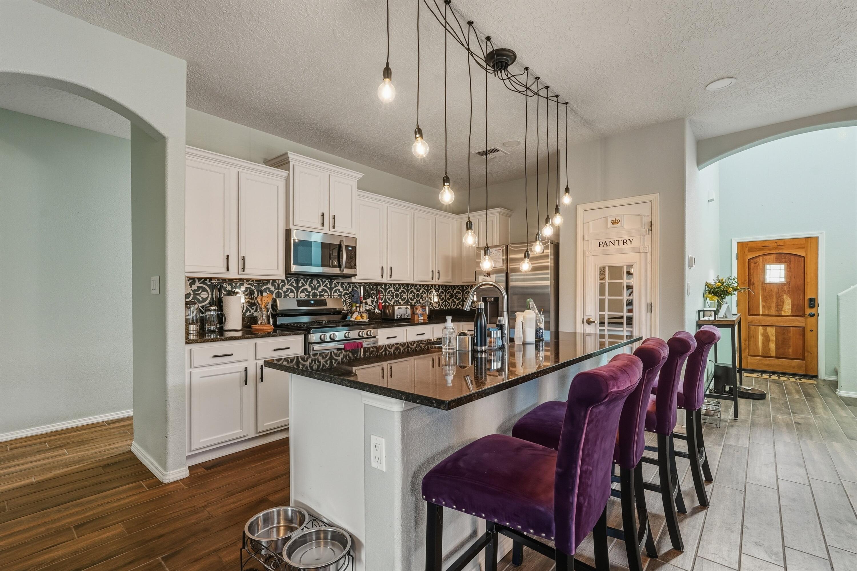 512 Twilight Vista Lane SW