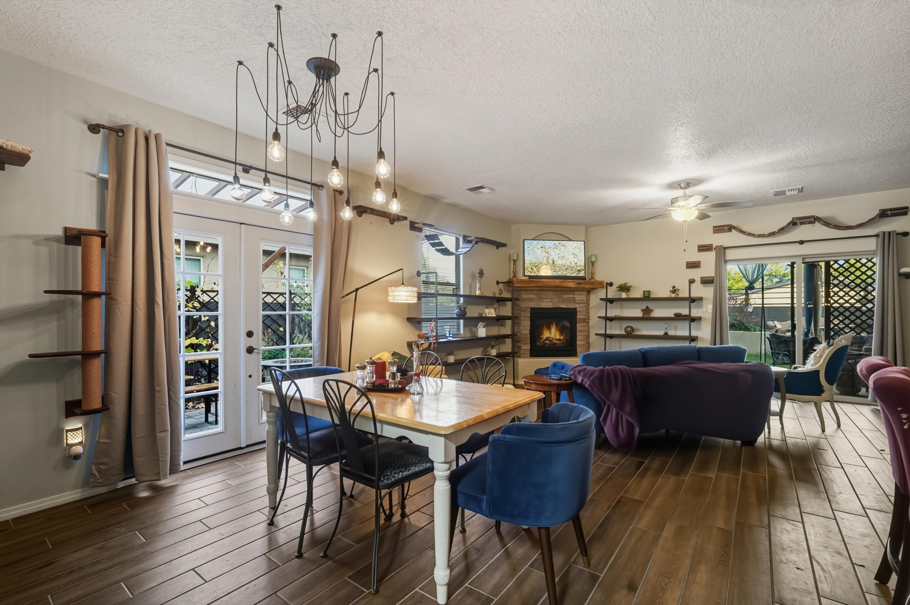 512 Twilight Vista Lane SW