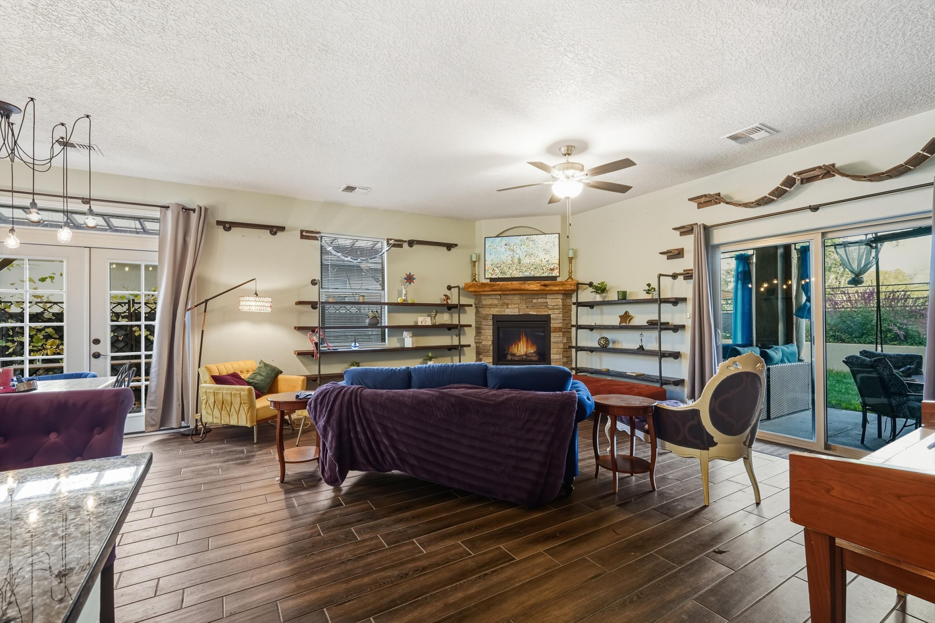 512 Twilight Vista Lane SW