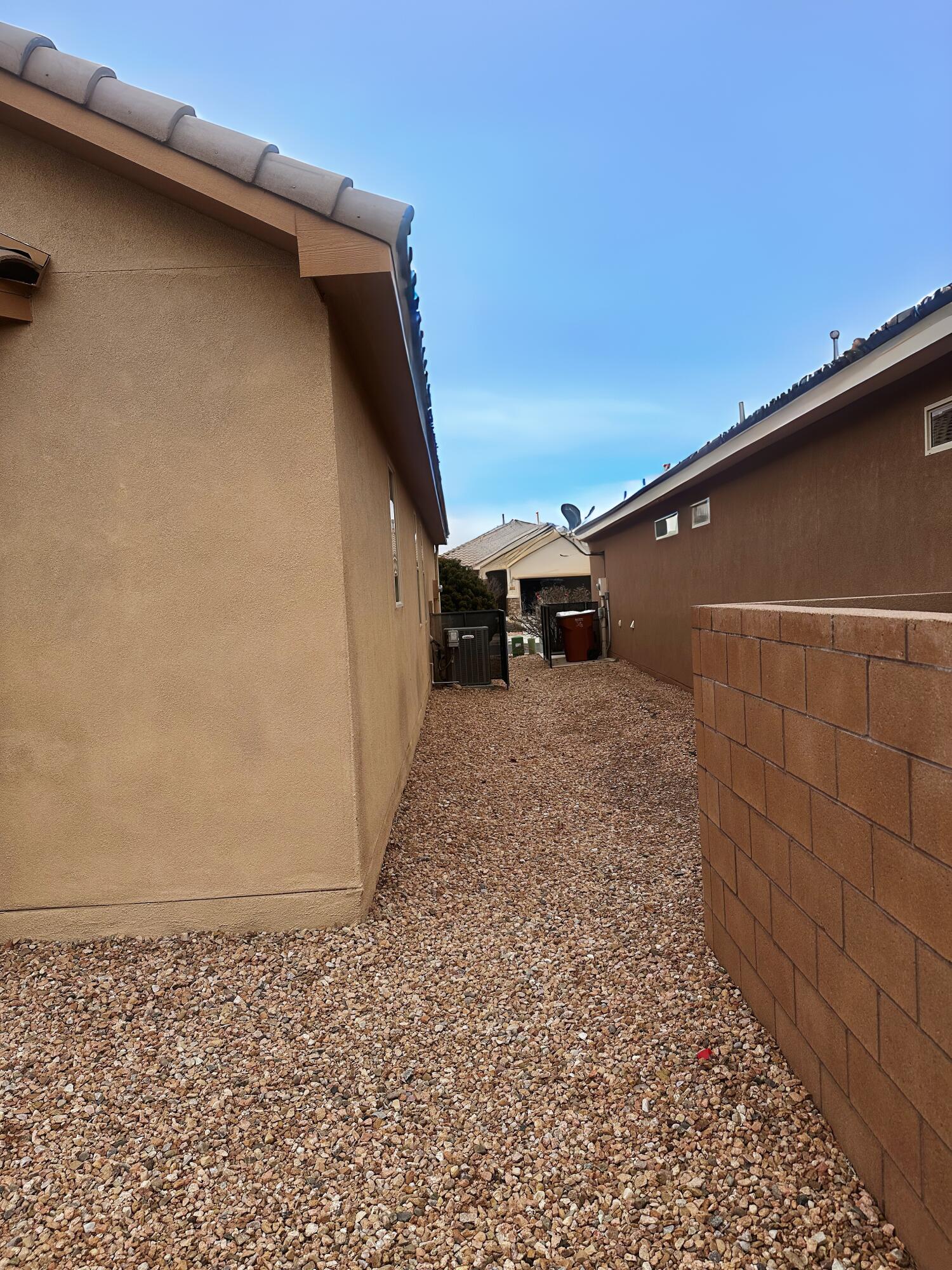 873 Golden Yarrow Trail