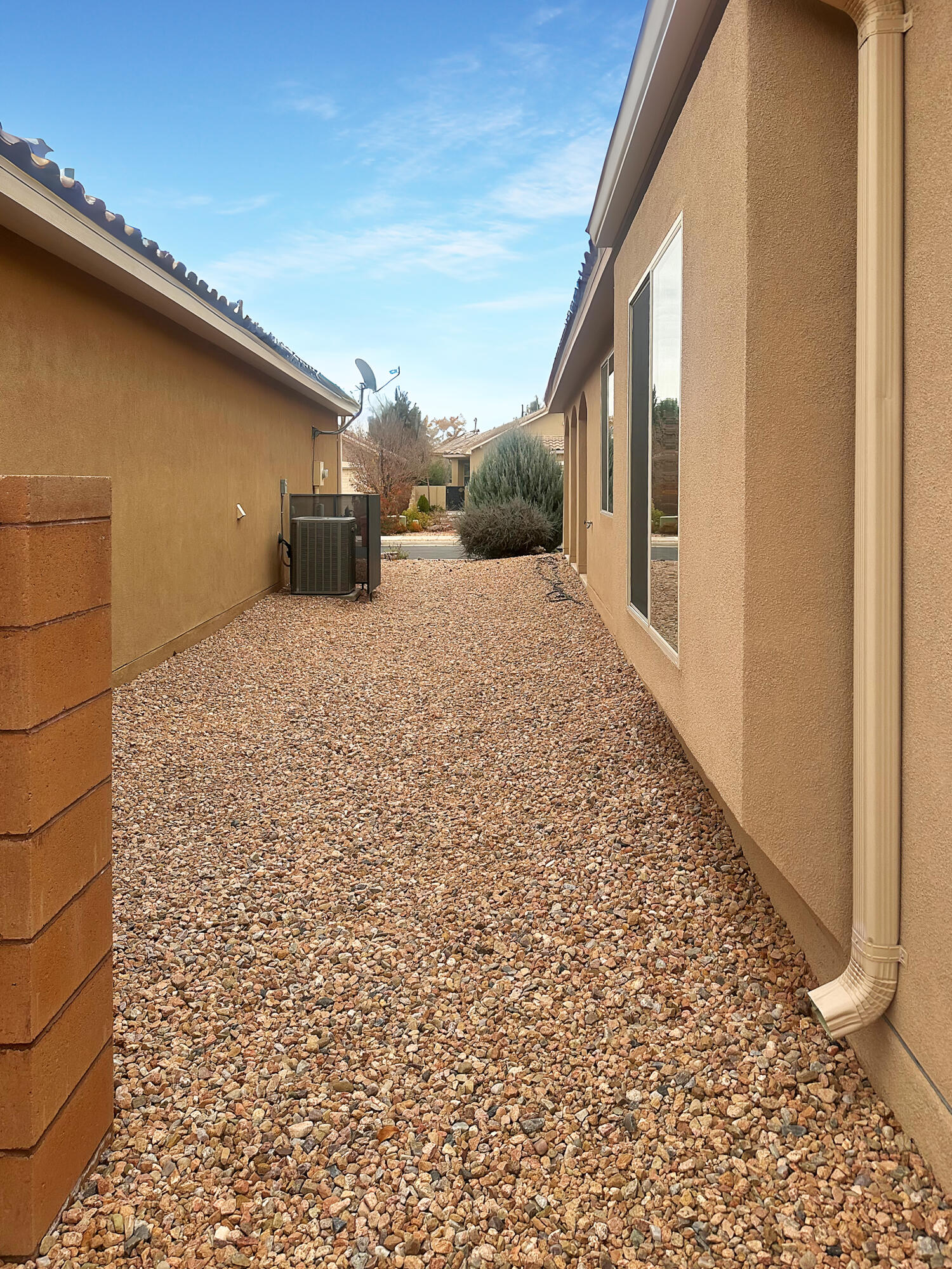 873 Golden Yarrow Trail