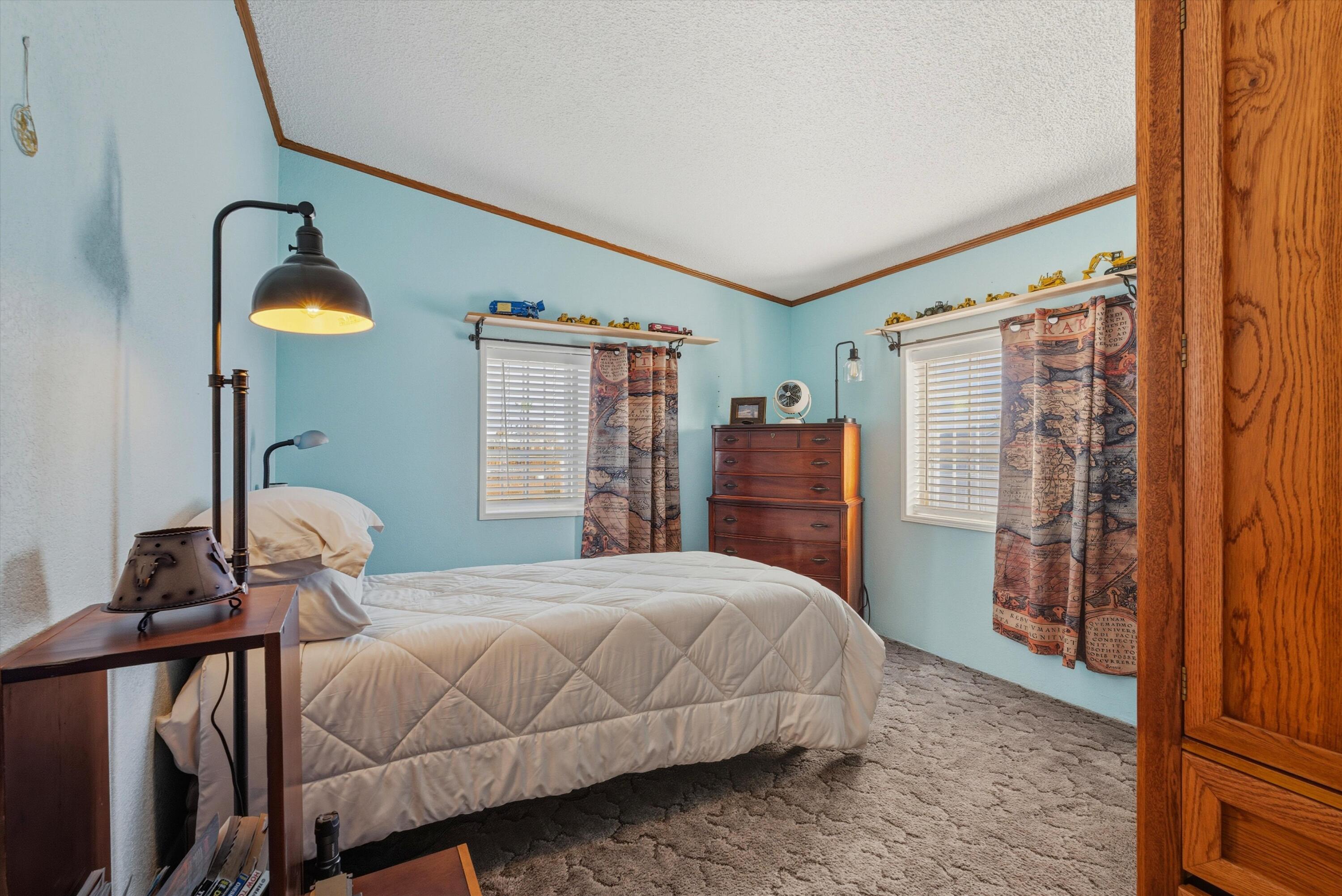 3033 Dona Juanita Drive SW