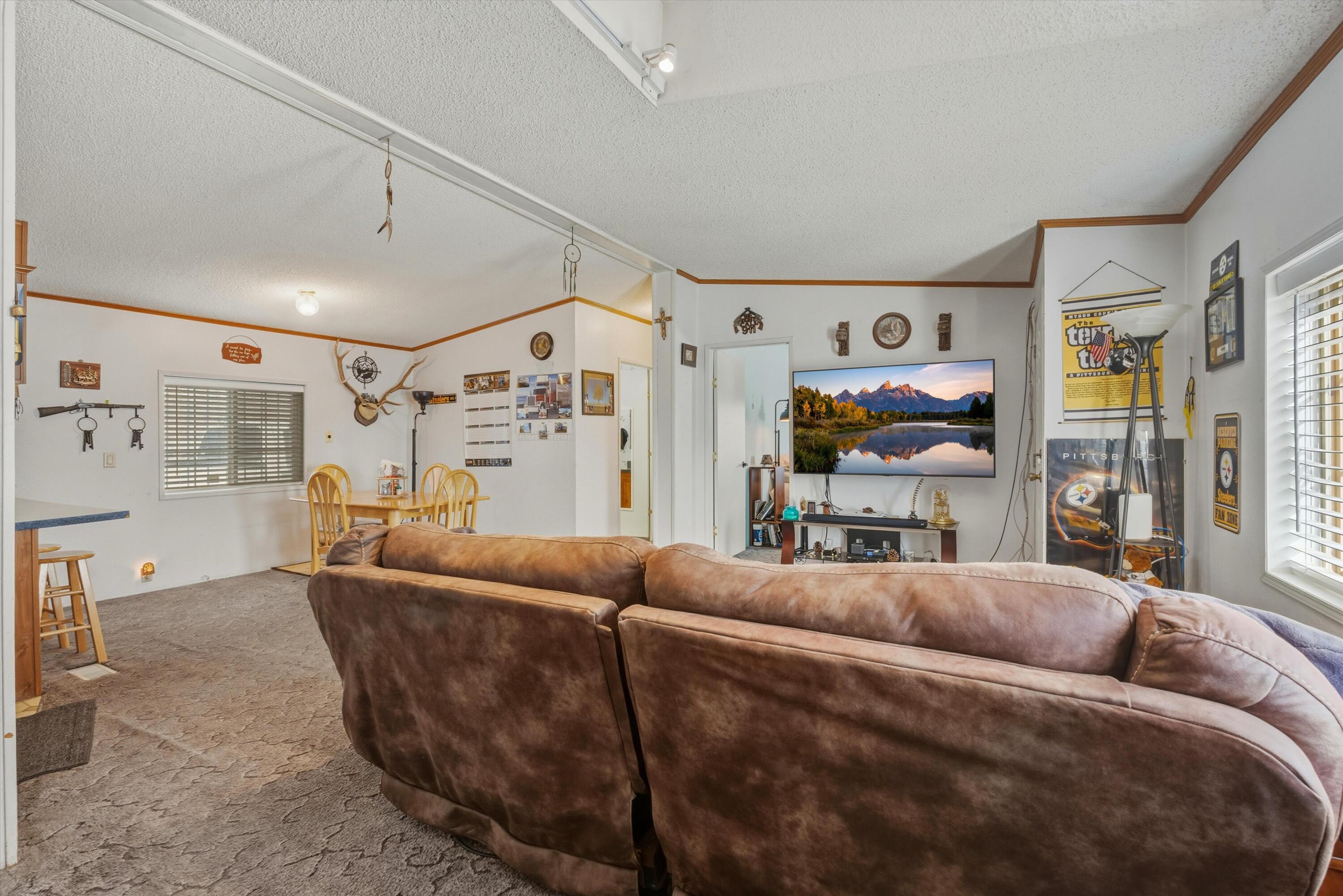 3033 Dona Juanita Drive SW