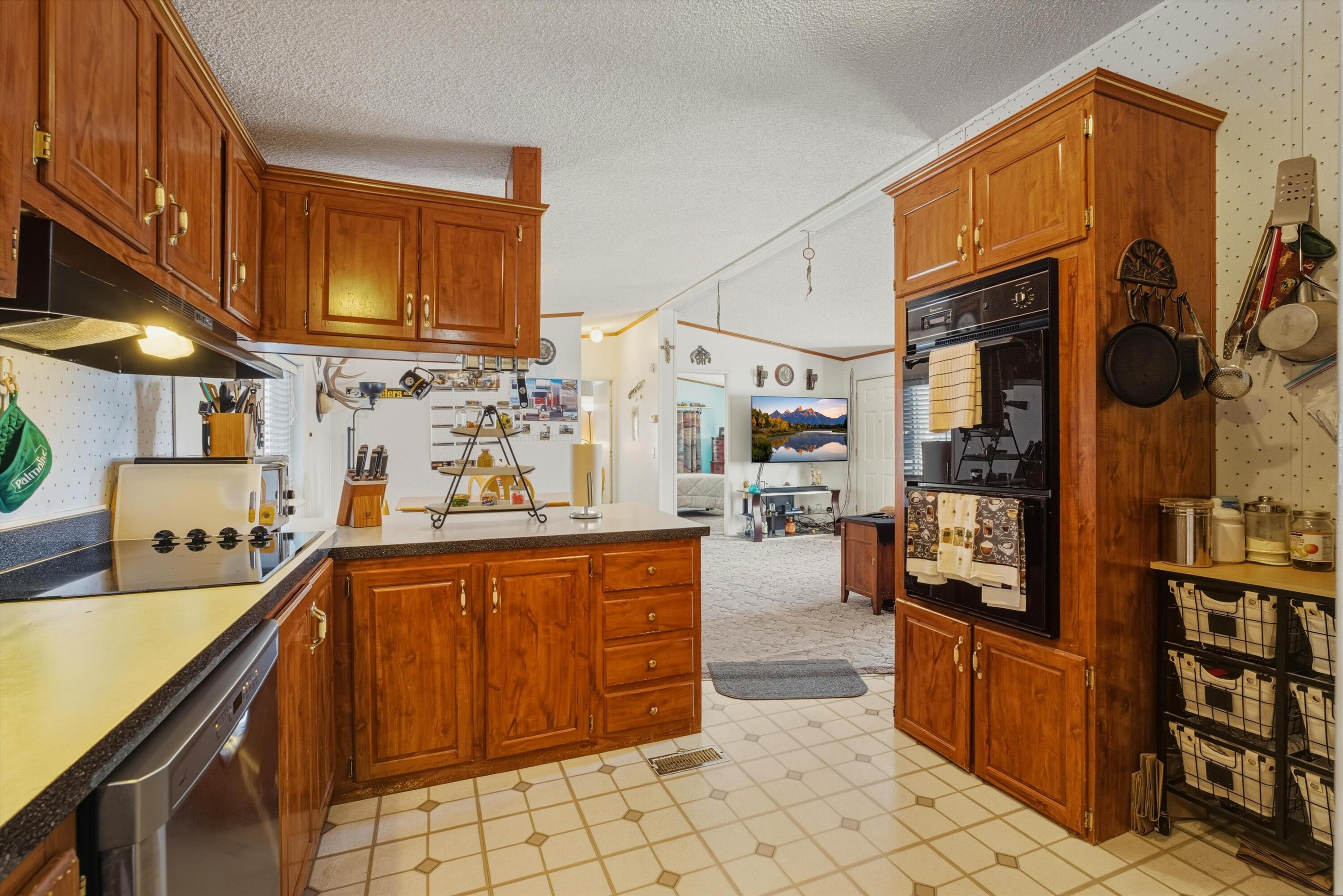 3033 Dona Juanita Drive SW