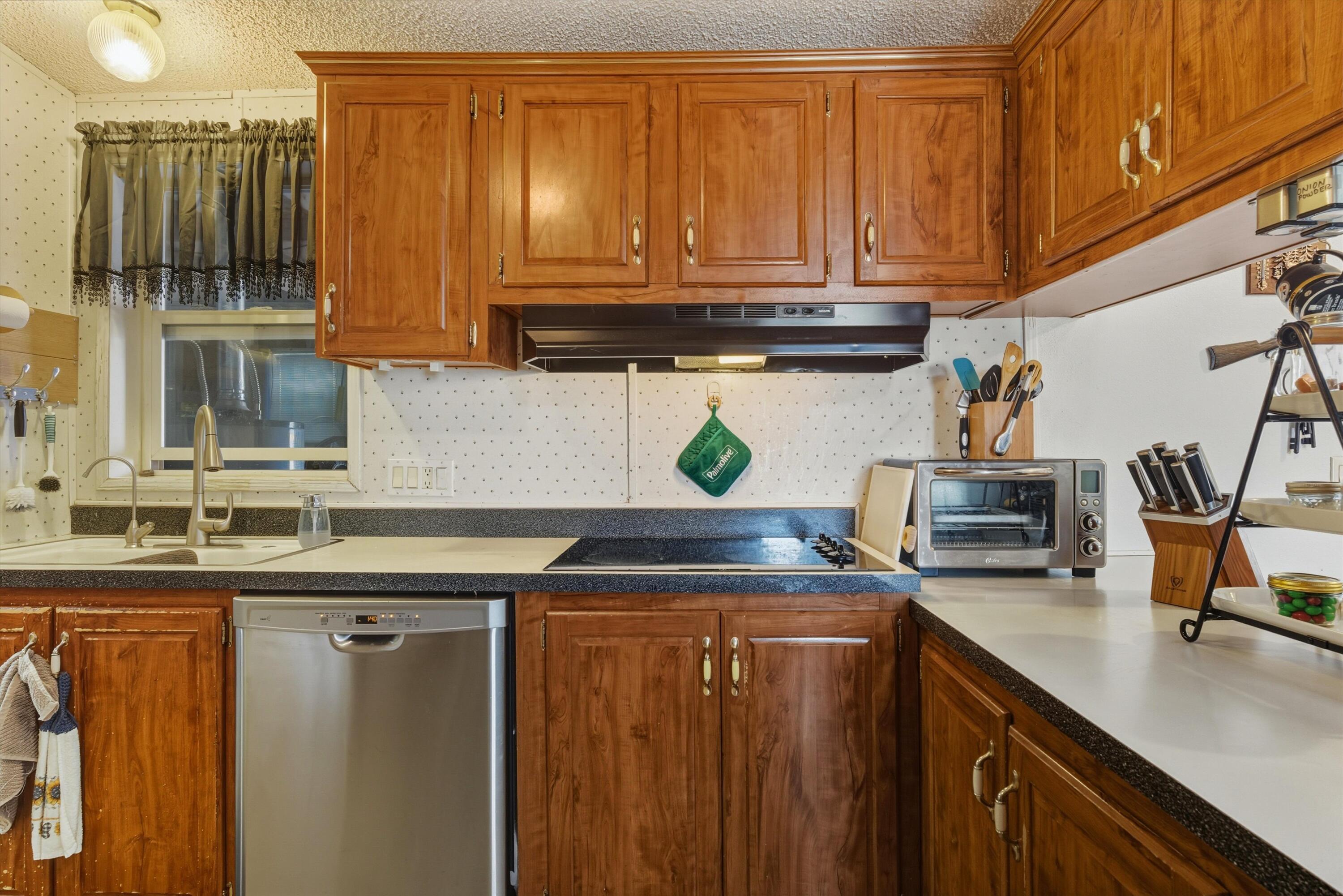 3033 Dona Juanita Drive SW