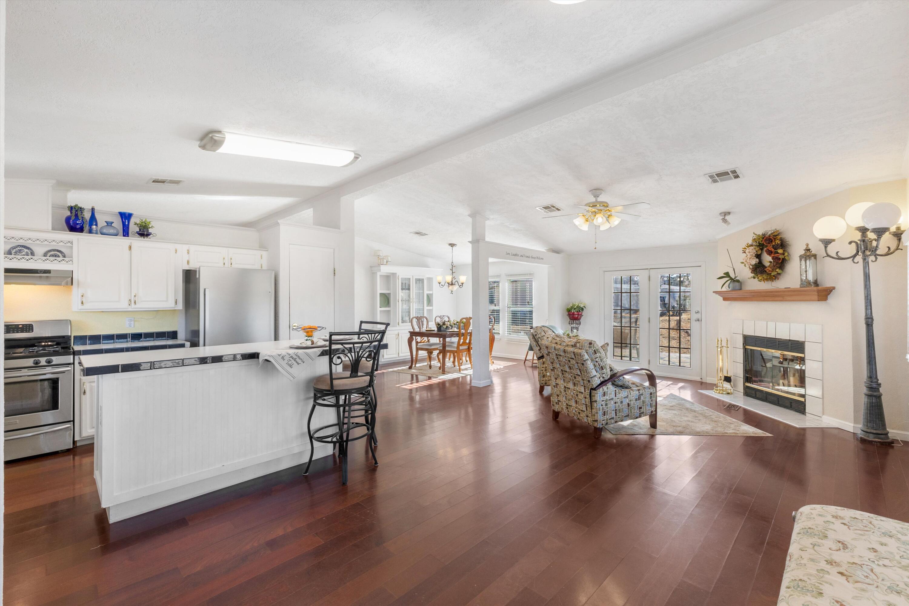 187 Barton Road