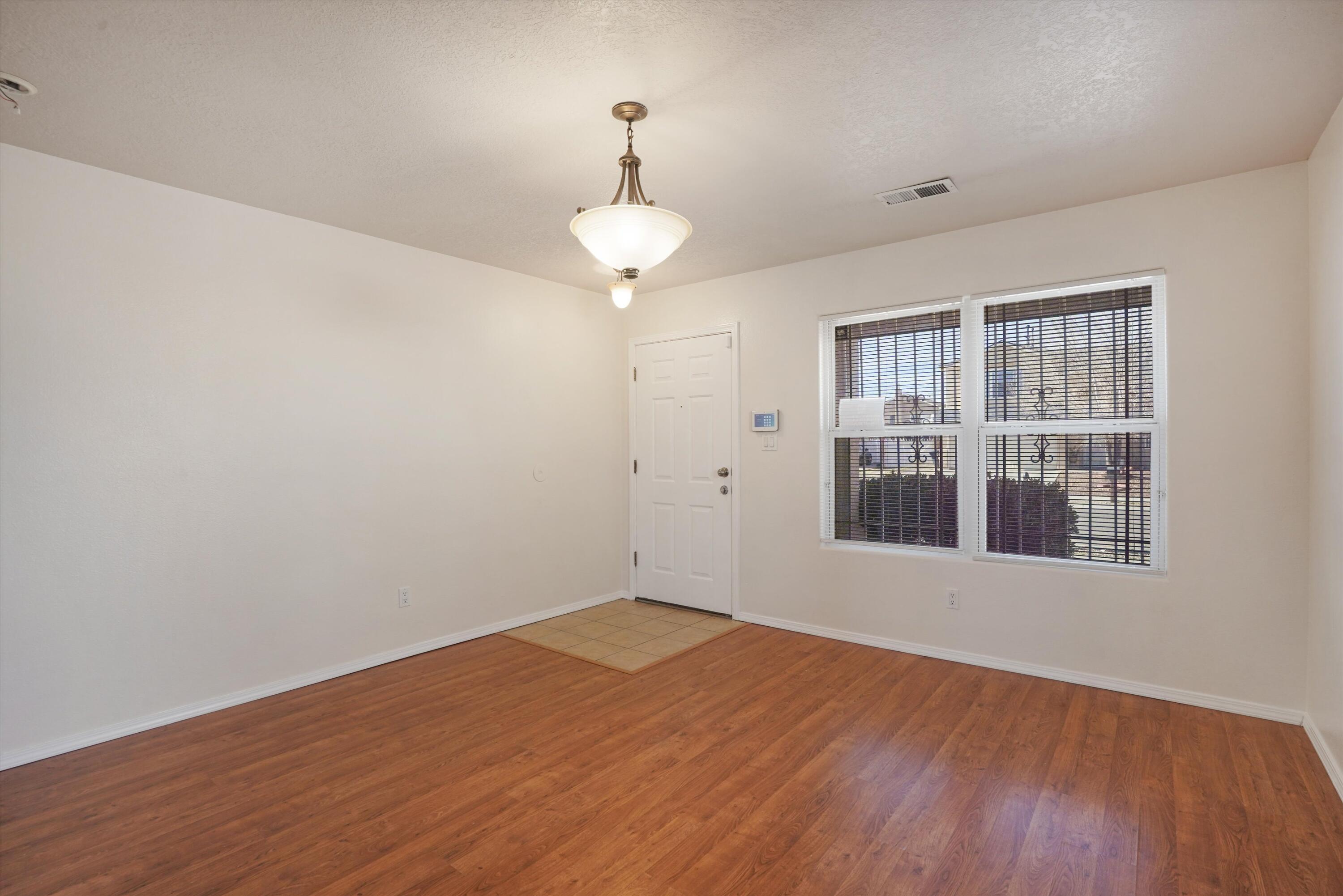 404 Crestview Drive SW