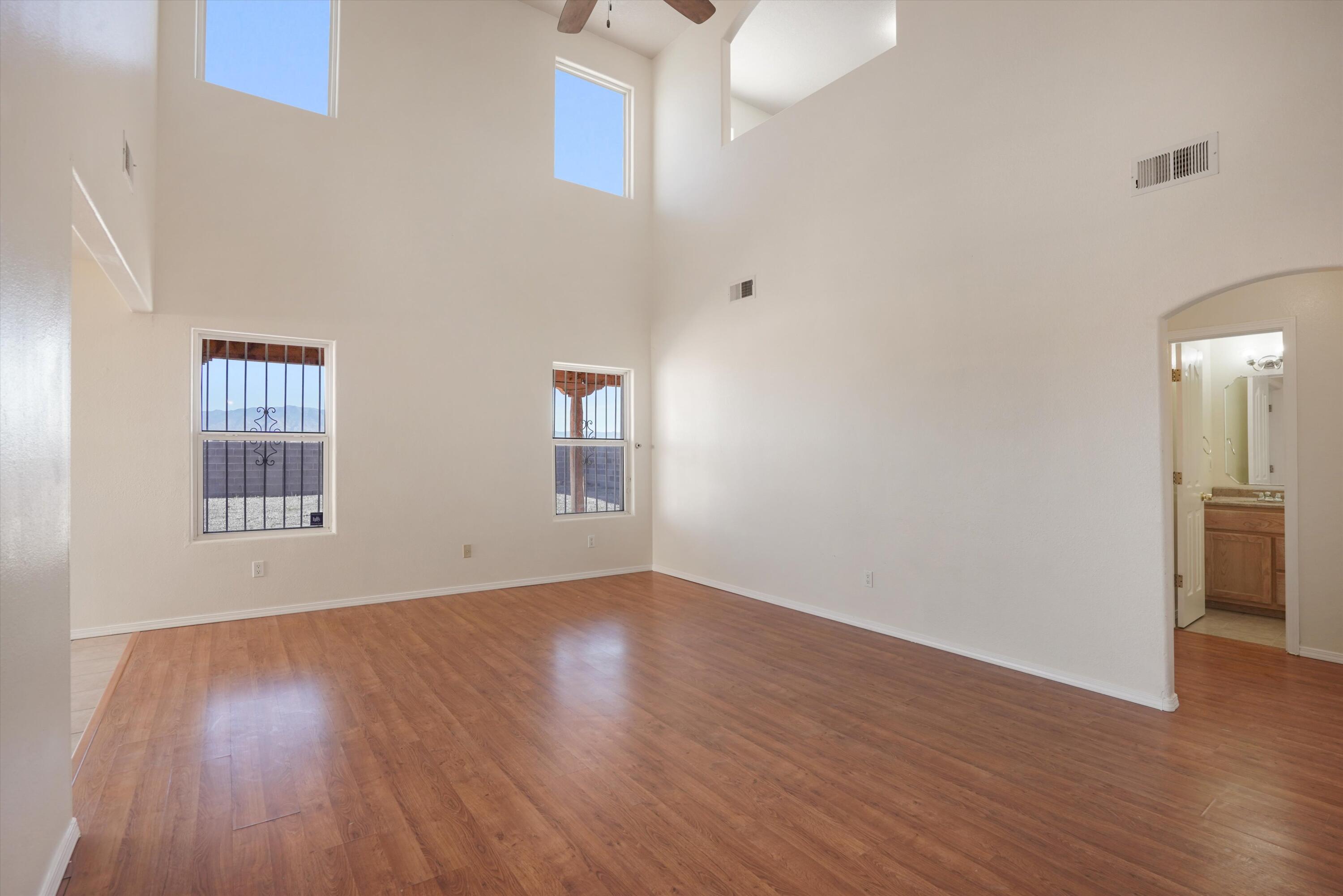 404 Crestview Drive SW