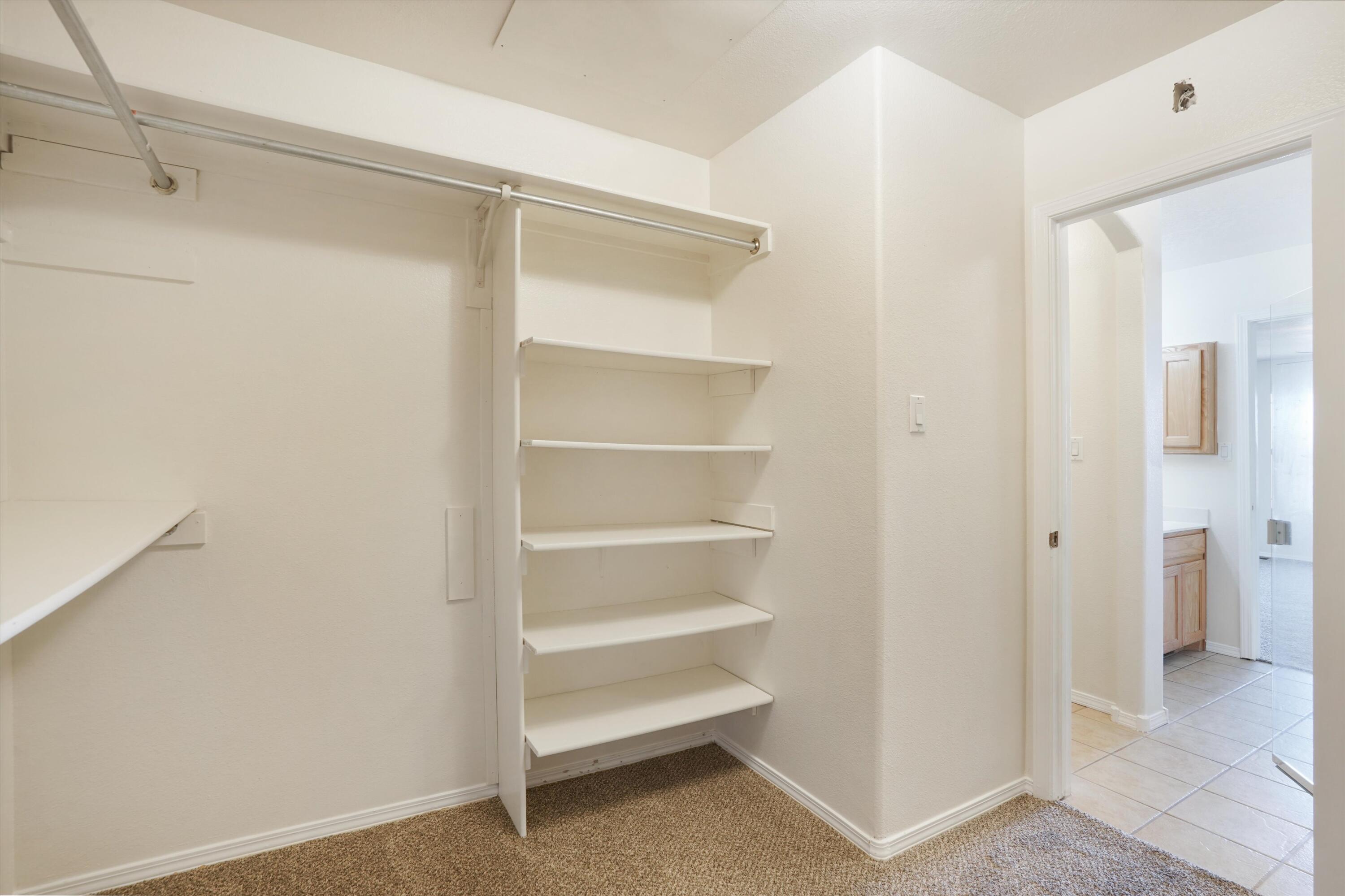 404 Crestview Drive SW