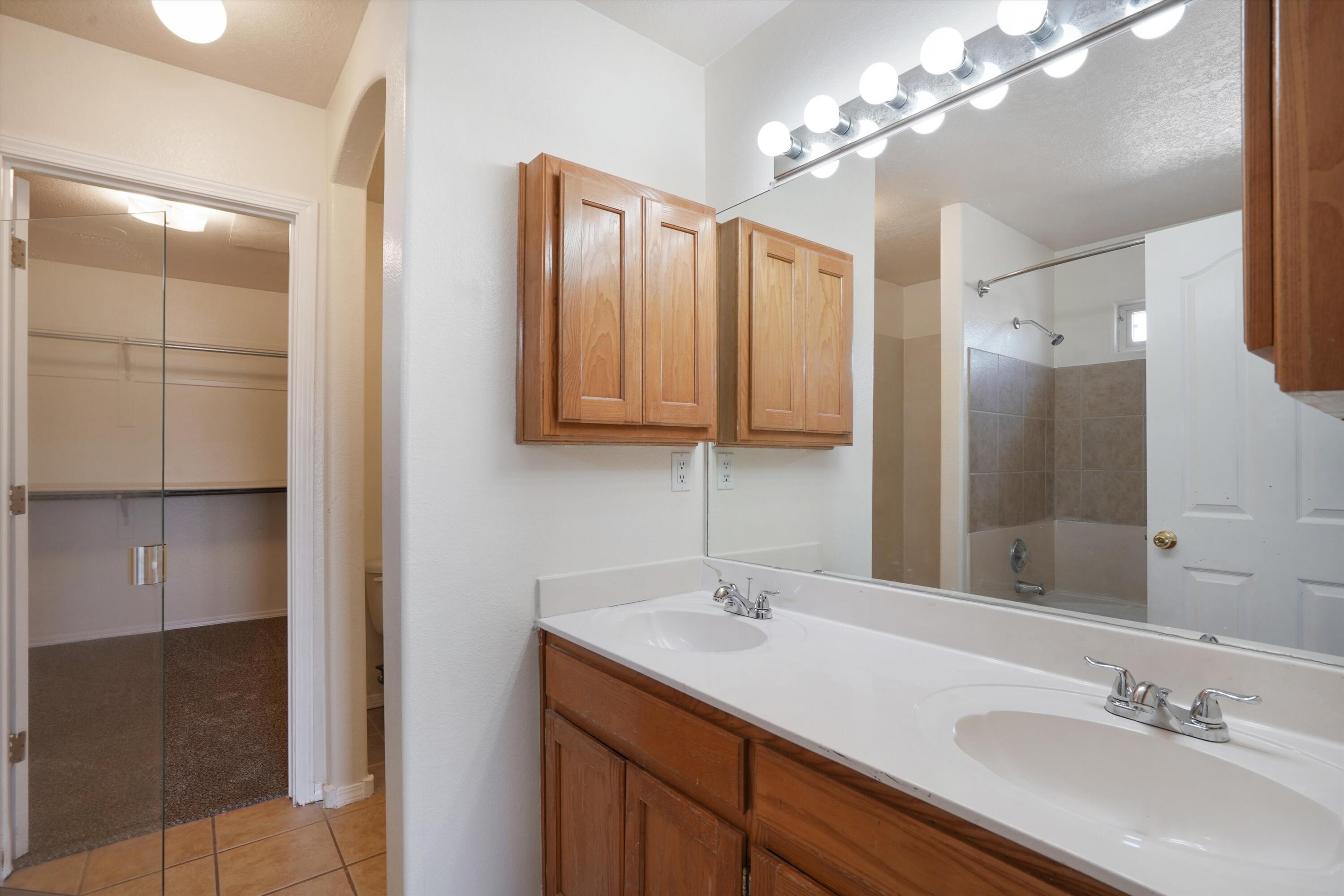 404 Crestview Drive SW