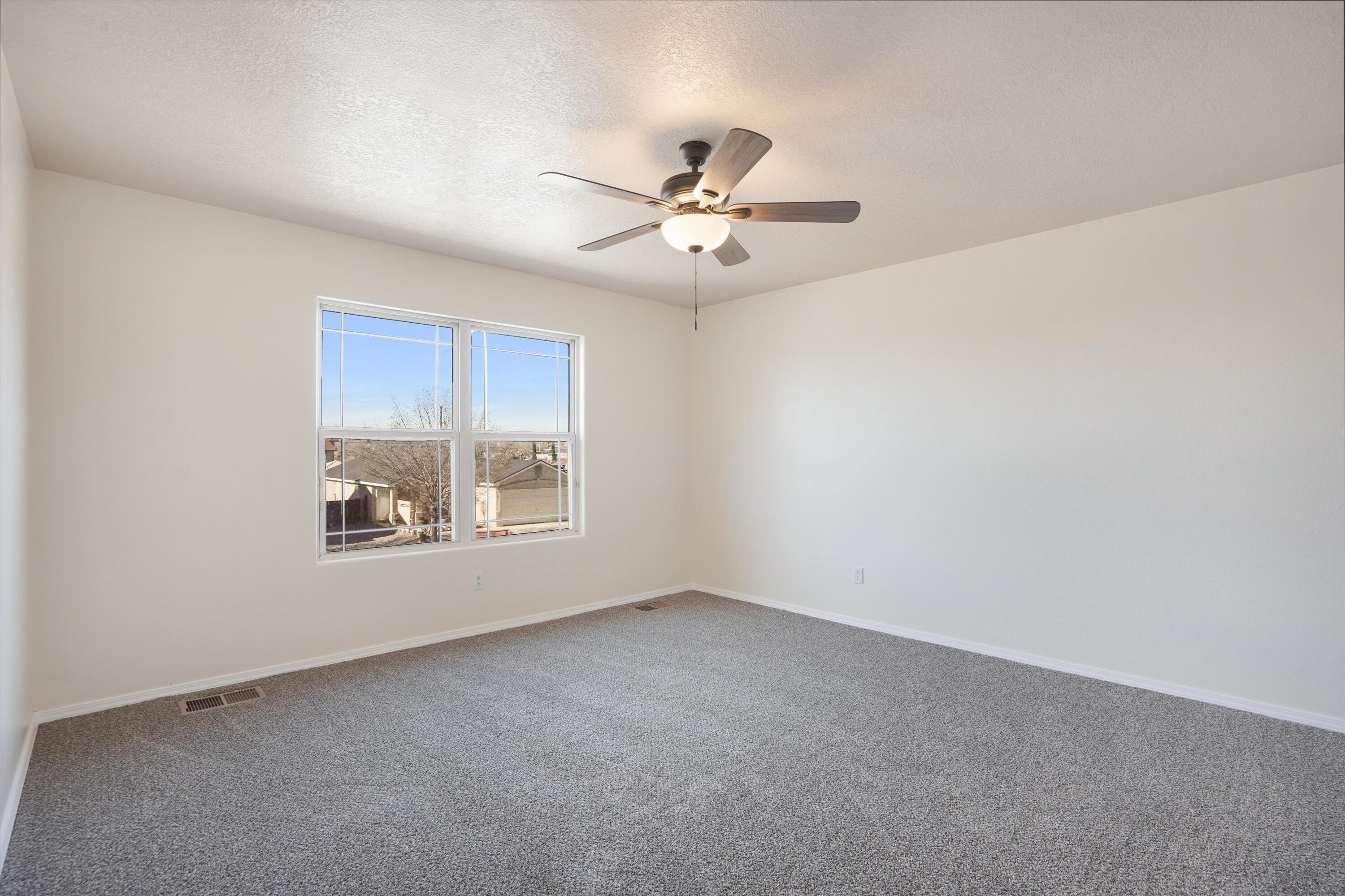 404 Crestview Drive SW