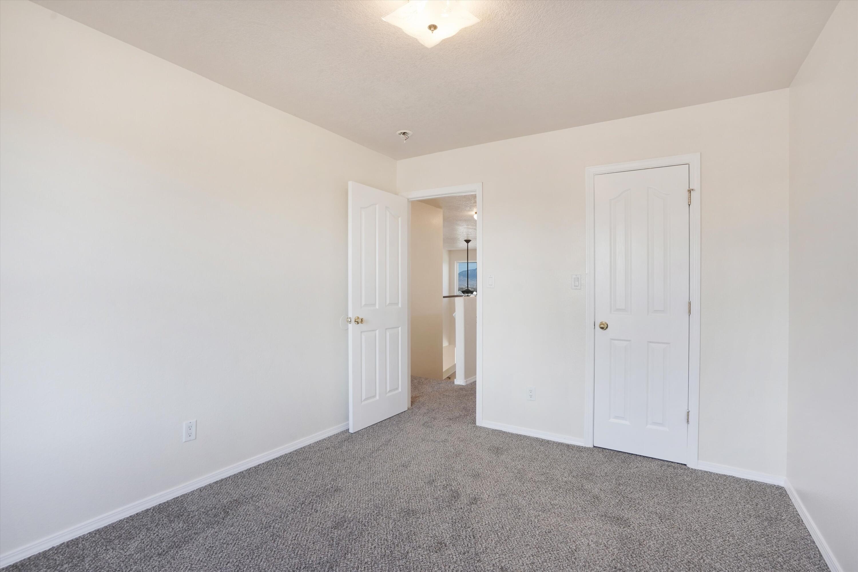 404 Crestview Drive SW