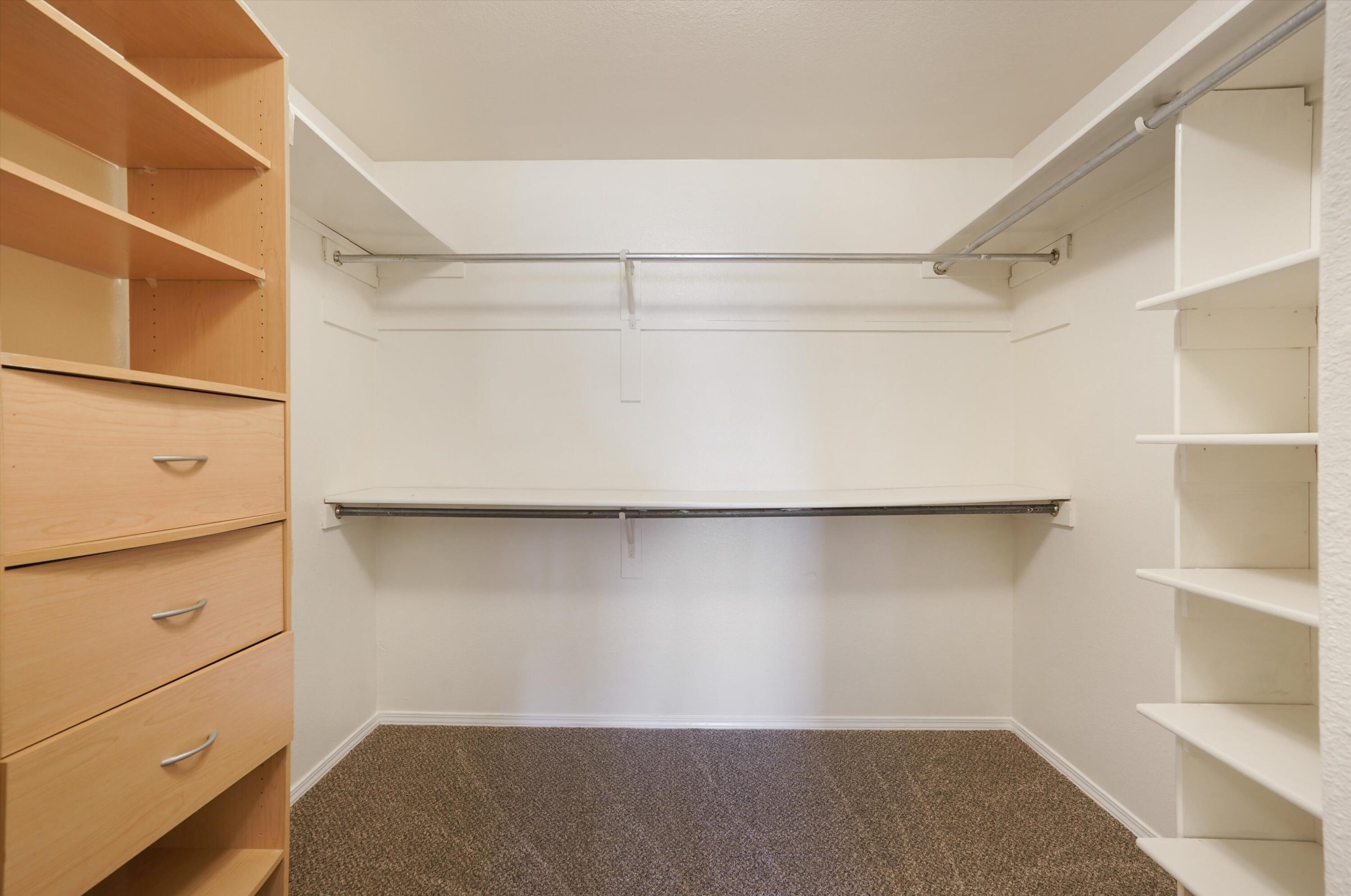 404 Crestview Drive SW