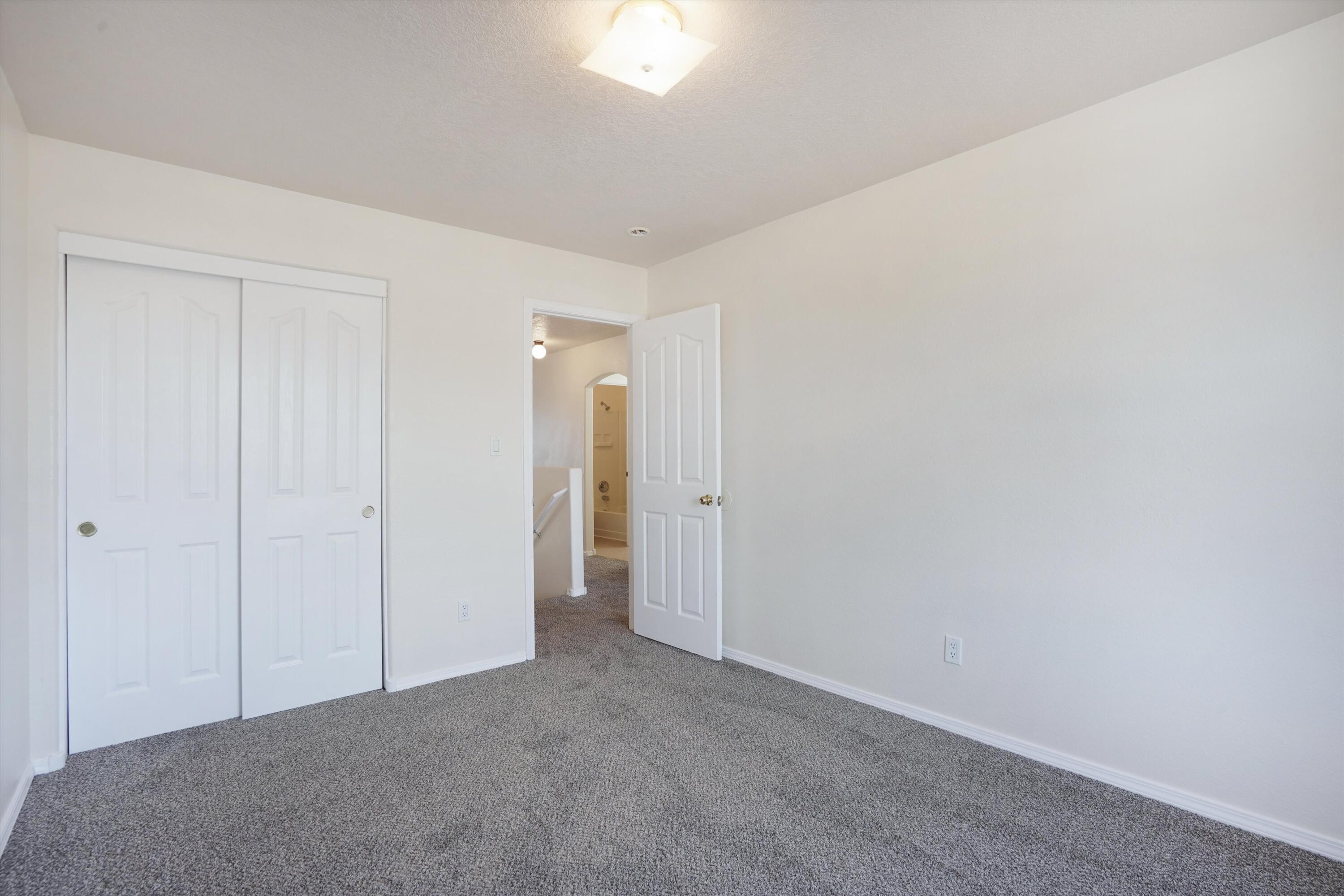 404 Crestview Drive SW